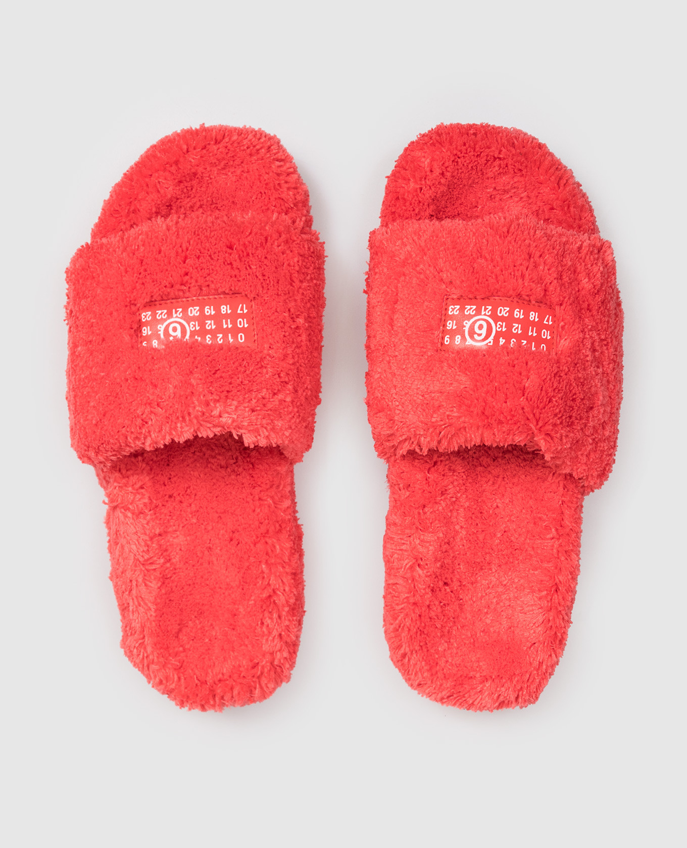 Children's red flip-flops with logo Maison Margiela MM6
Children's red flip-flops with logo Maison Margiela MM6