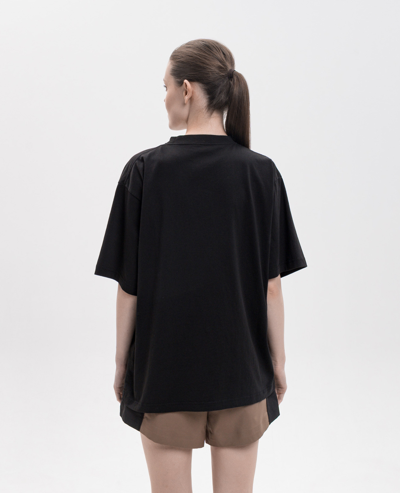 Black T-shirt with contrast logo print Balenciaga
Black T-shirt with contrast logo print Balenciaga