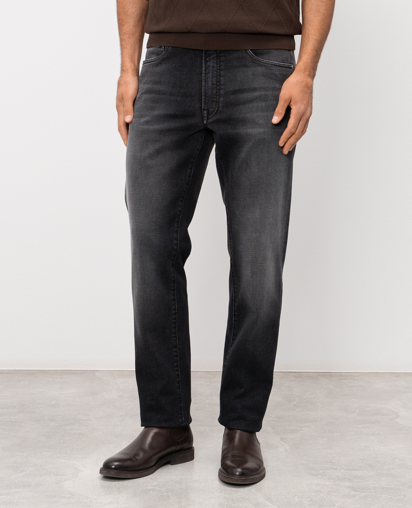 Gray jeans with a worn effect Peserico, Grey
Gray jeans with a worn effect Peserico, Grey