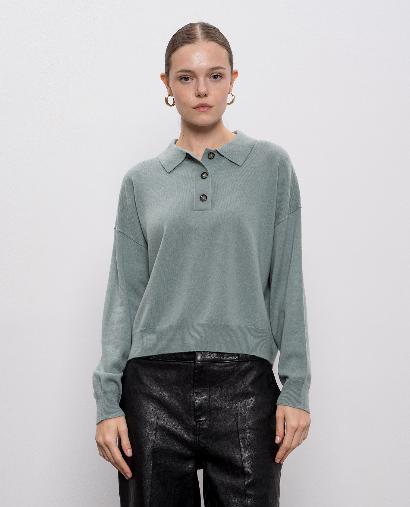 Green wool and cashmere polo shirt Allude
Green wool and cashmere polo shirt Allude