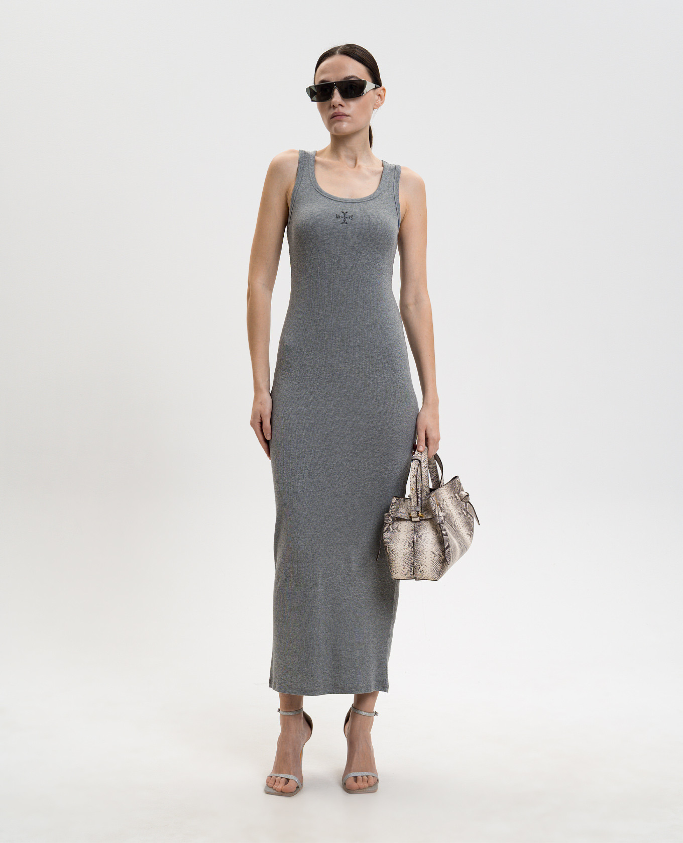 Gray ribbed midi dress Vetements, Grey
Gray ribbed midi dress Vetements, Grey