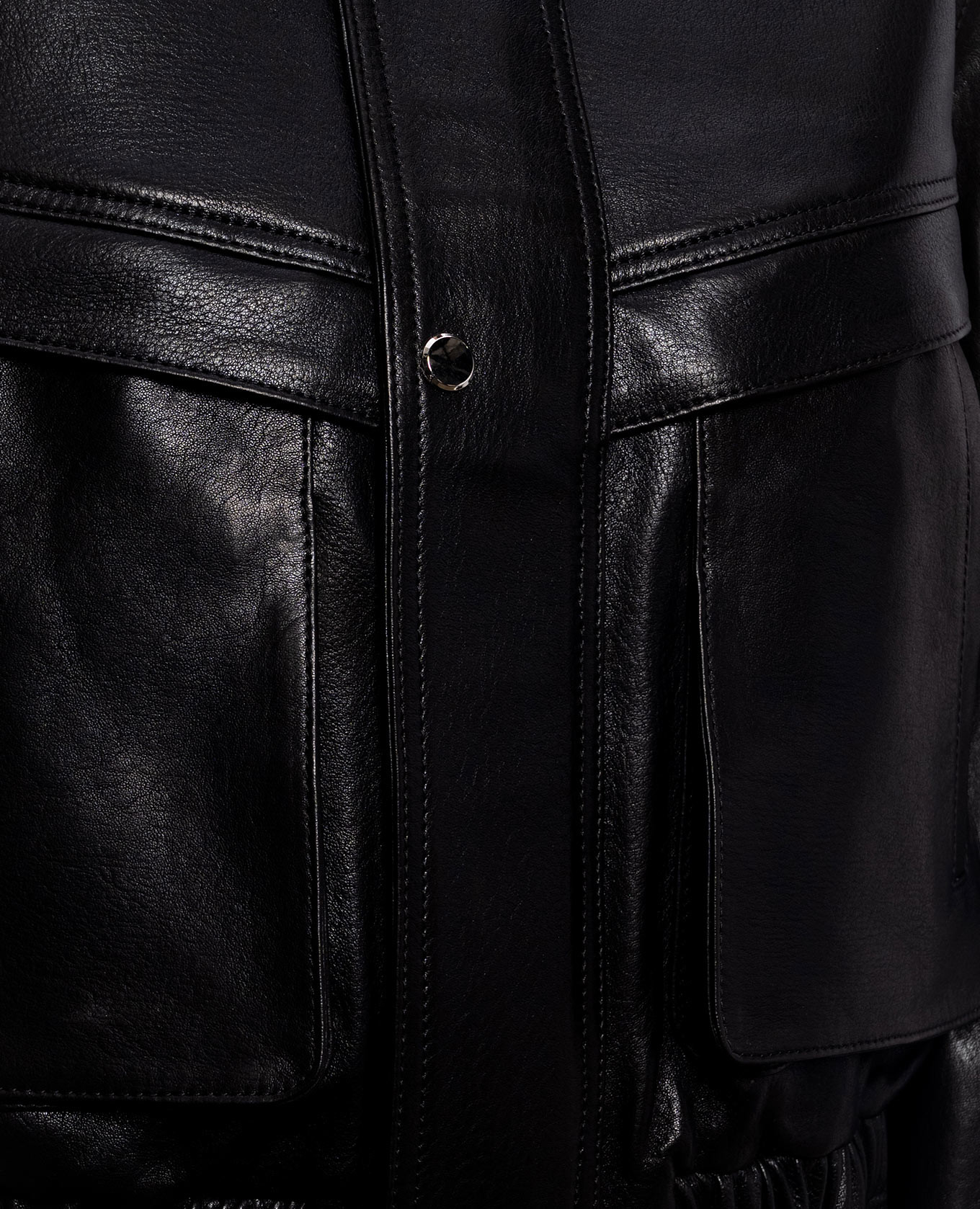 Black leather jacket Babe Pay Pls
Black leather jacket Babe Pay Pls