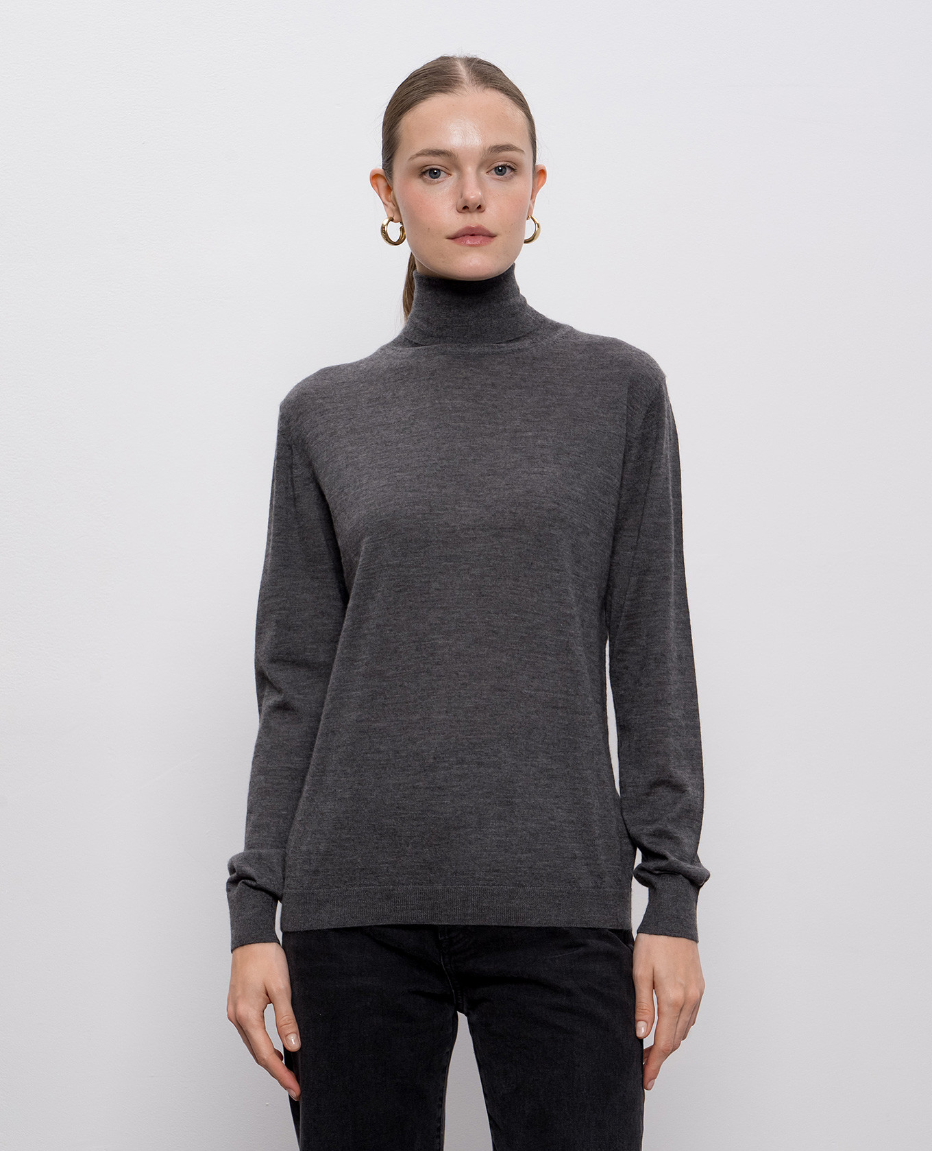 Gray cashmere turtleneck Allude, Grey
Gray cashmere turtleneck Allude, Grey