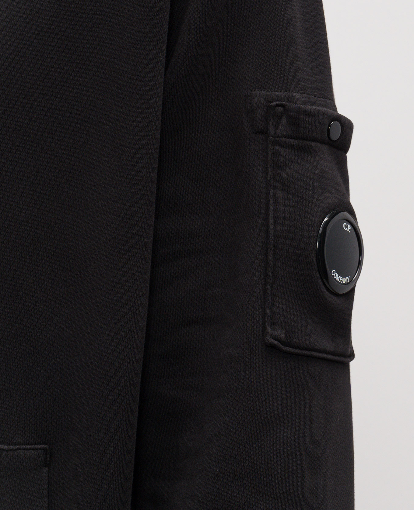 Black hoodie with logo patch C.P. Company
Black hoodie with logo patch C.P. Company
