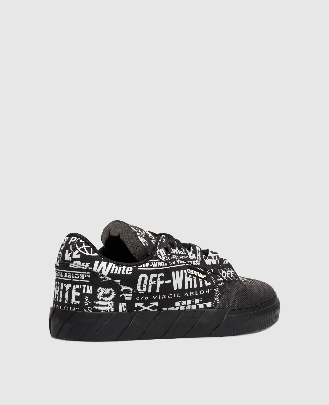 Black Vulc779 sneakers with logo print Off-White
Black Vulc779 sneakers with logo print Off-White