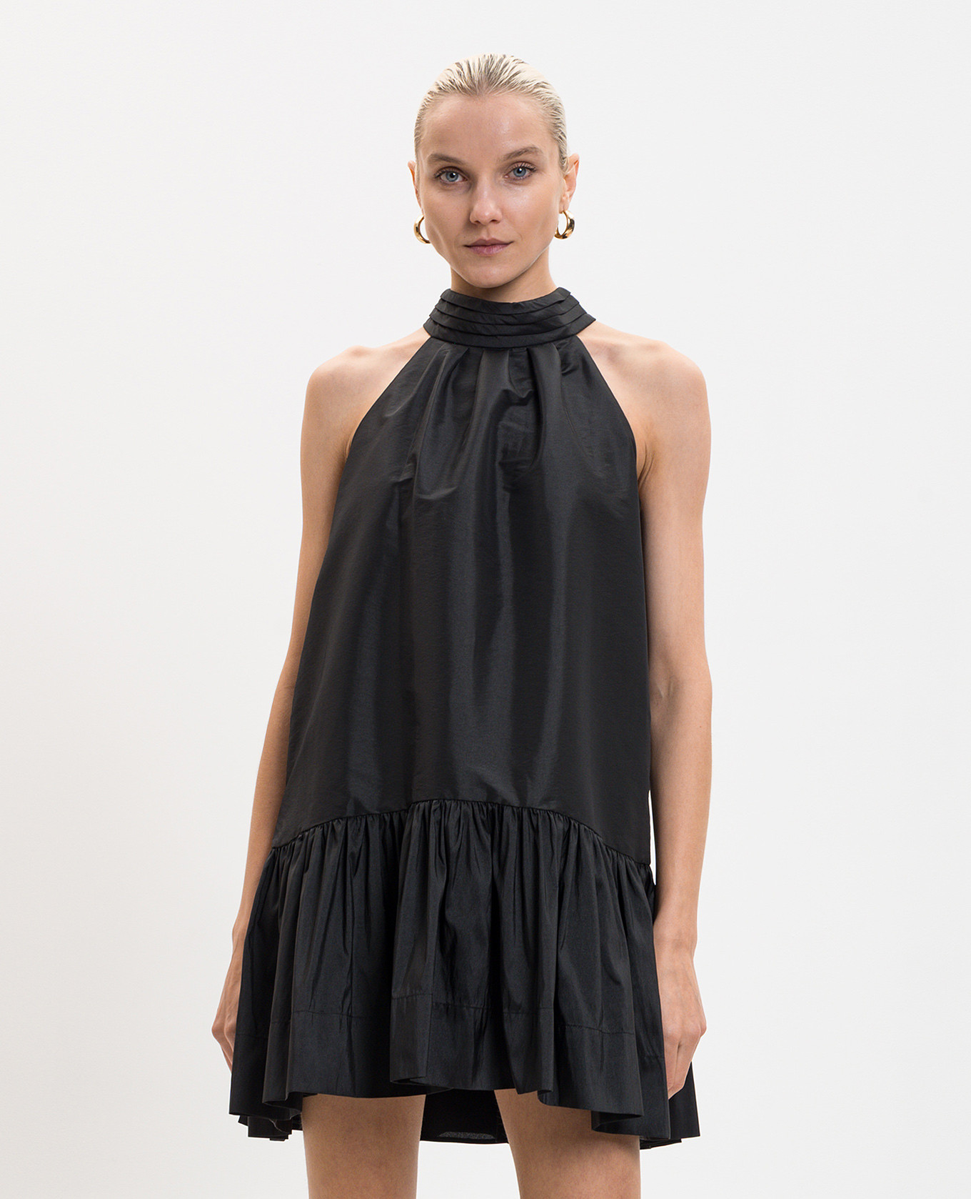 Black Hope dress with ruffles Simkhai
Black Hope dress with ruffles Simkhai