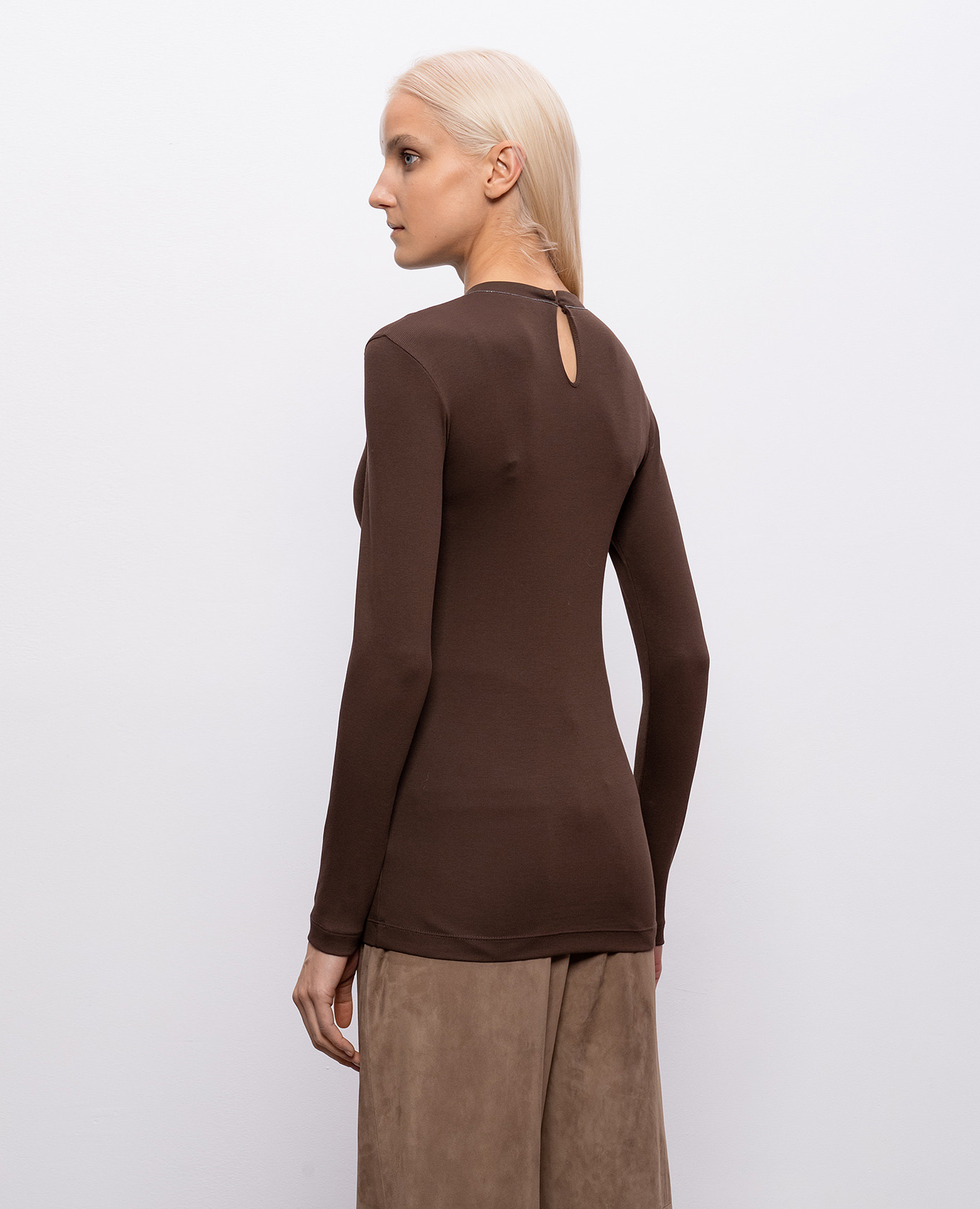 Brown long sleeve with monil chain Brunello Cucinelli
Brown long sleeve with monil chain Brunello Cucinelli