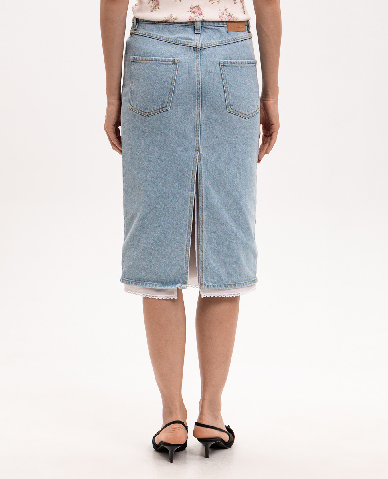 Blue denim skirt with logo patch Magda Butrym, Light blue
Blue denim skirt with logo patch Magda Butrym, Light blue