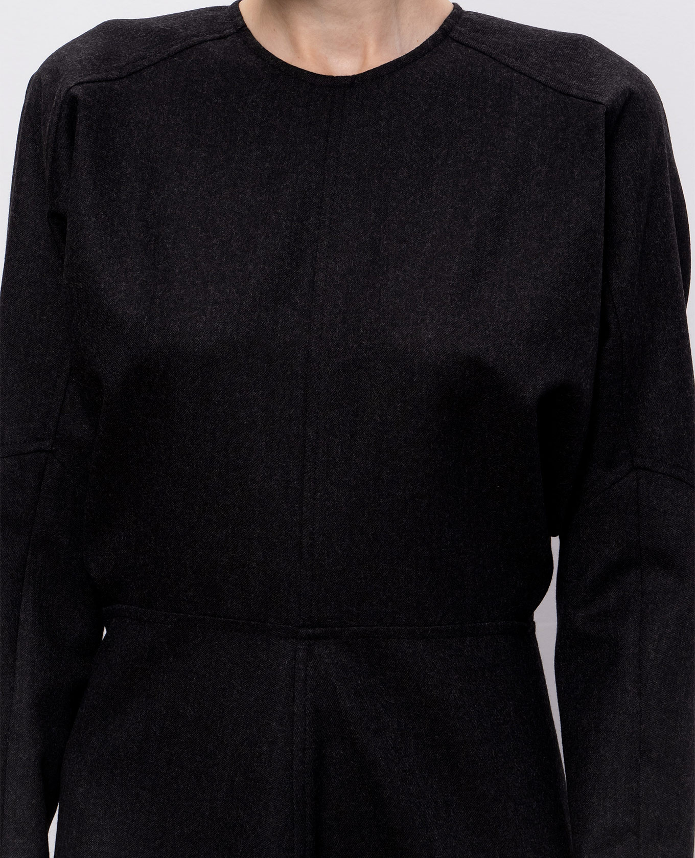 Grey wool midi dolman dress Victoria Beckham
Grey wool midi dolman dress Victoria Beckham