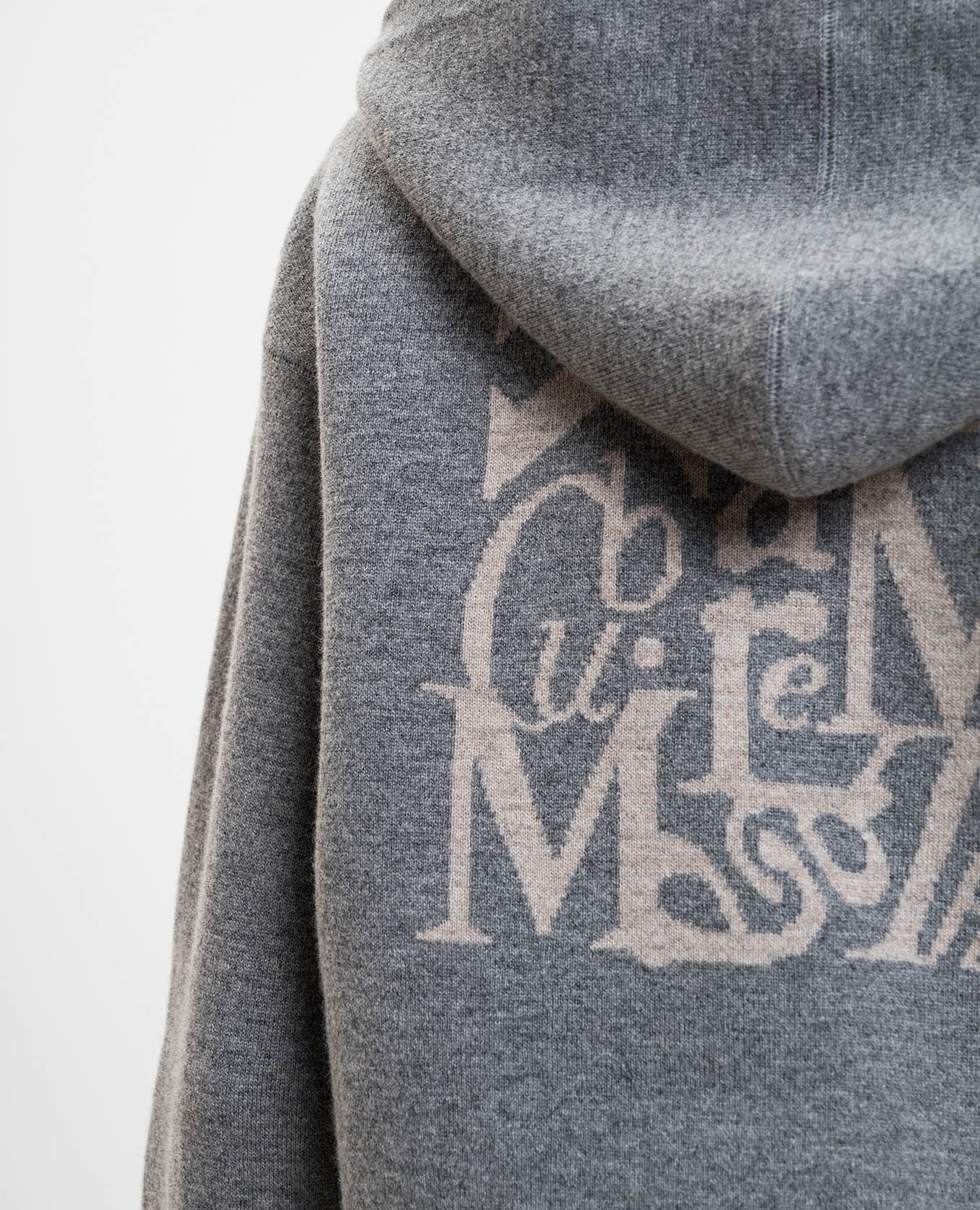 SMMQUIETE grey wool and cashmere sports jacket Max Mara
SMMQUIETE grey wool and cashmere sports jacket Max Mara