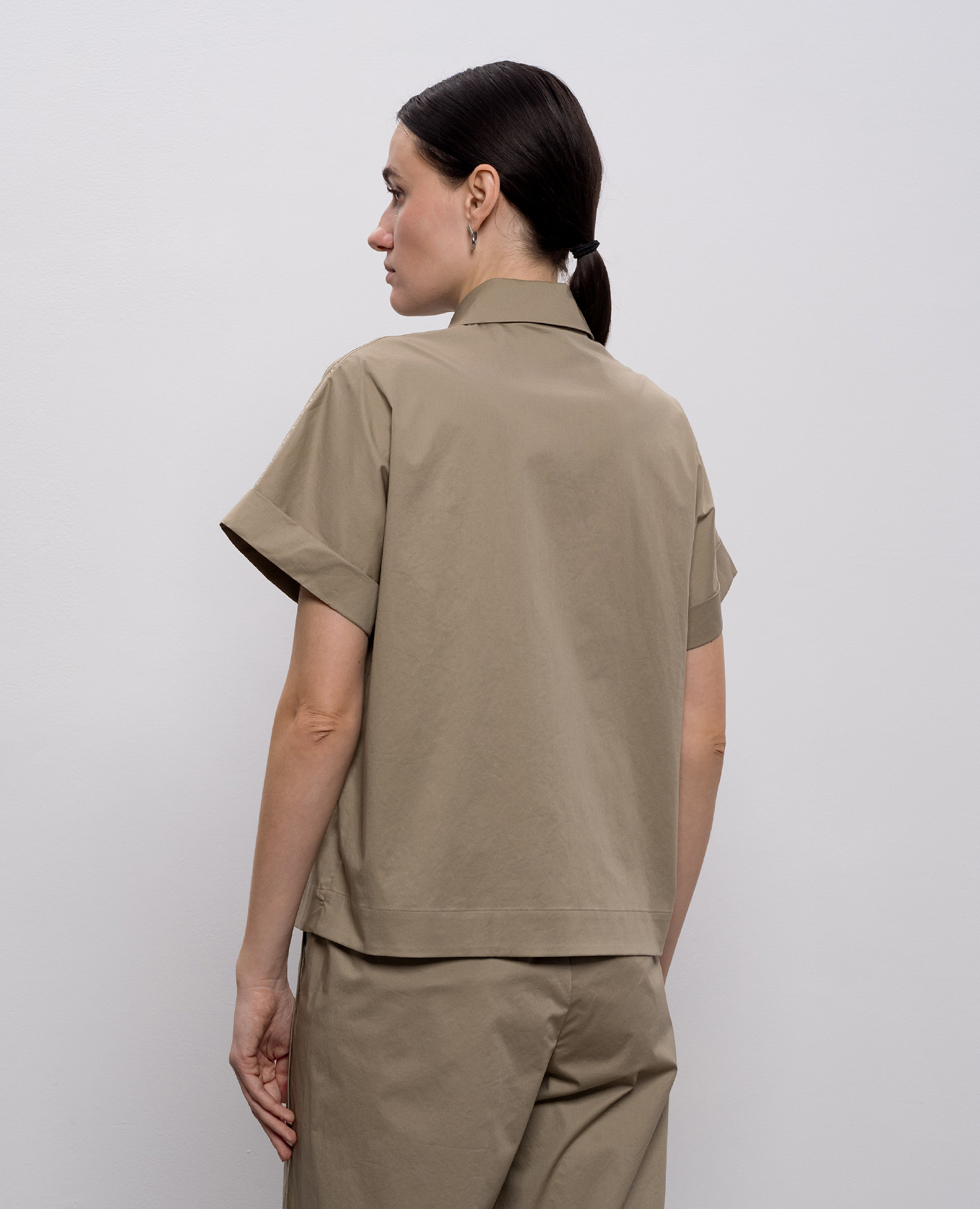 Khaki shirt with lapels Peserico
Khaki shirt with lapels Peserico