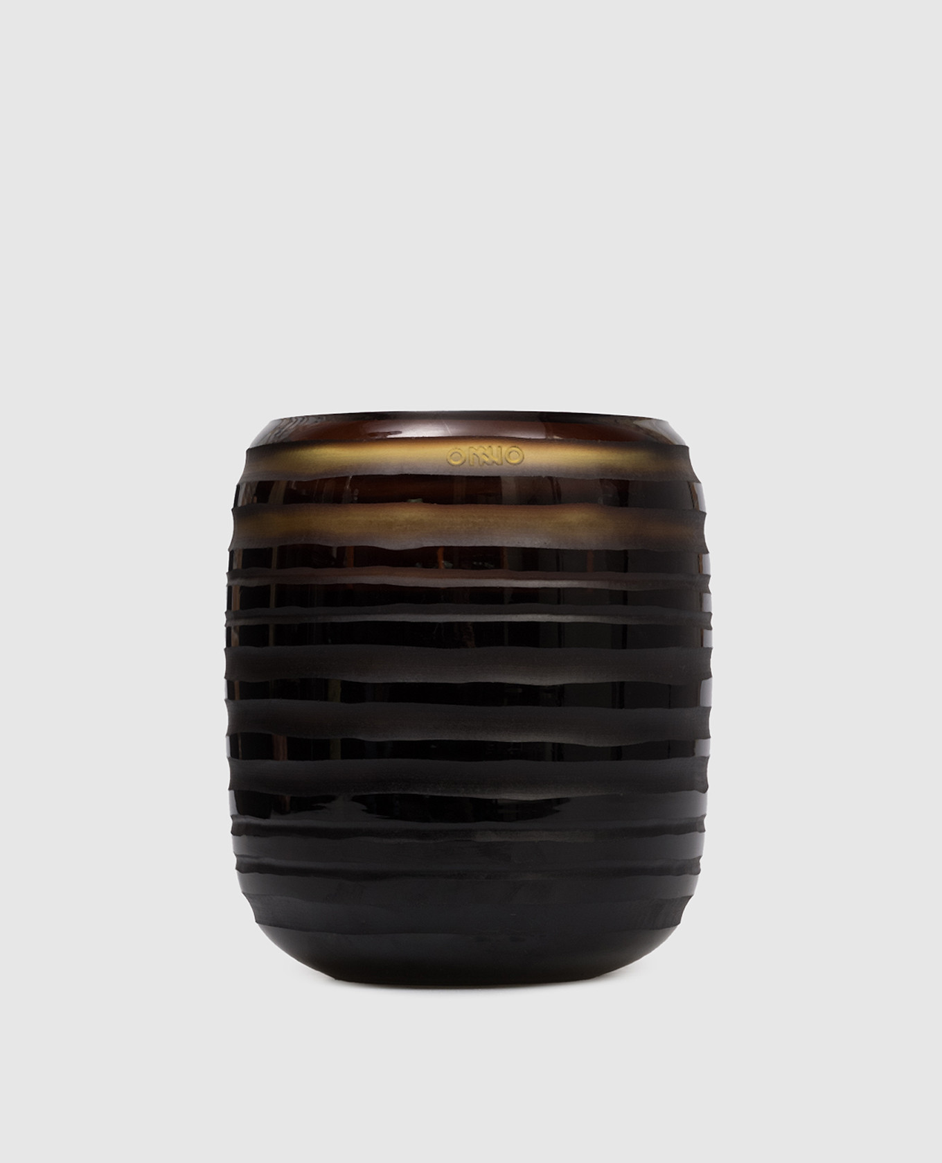 Sphere Amber candle with Zanzibar scent in a glass candle holder Onno, Brown
Sphere Amber candle with Zanzibar scent in a glass candle holder Onno, Brown