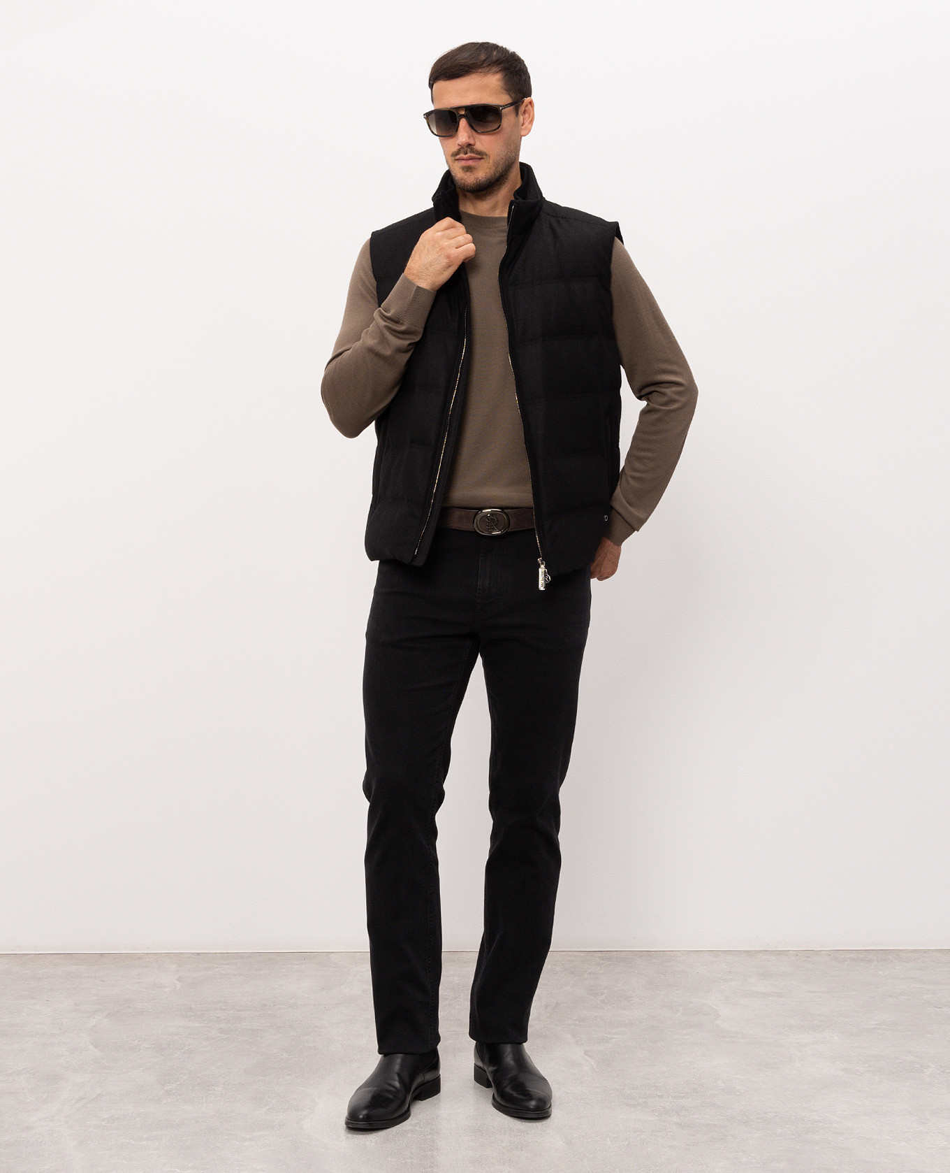 Black wool and cashmere down vest Stefano Ricci
Black wool and cashmere down vest Stefano Ricci