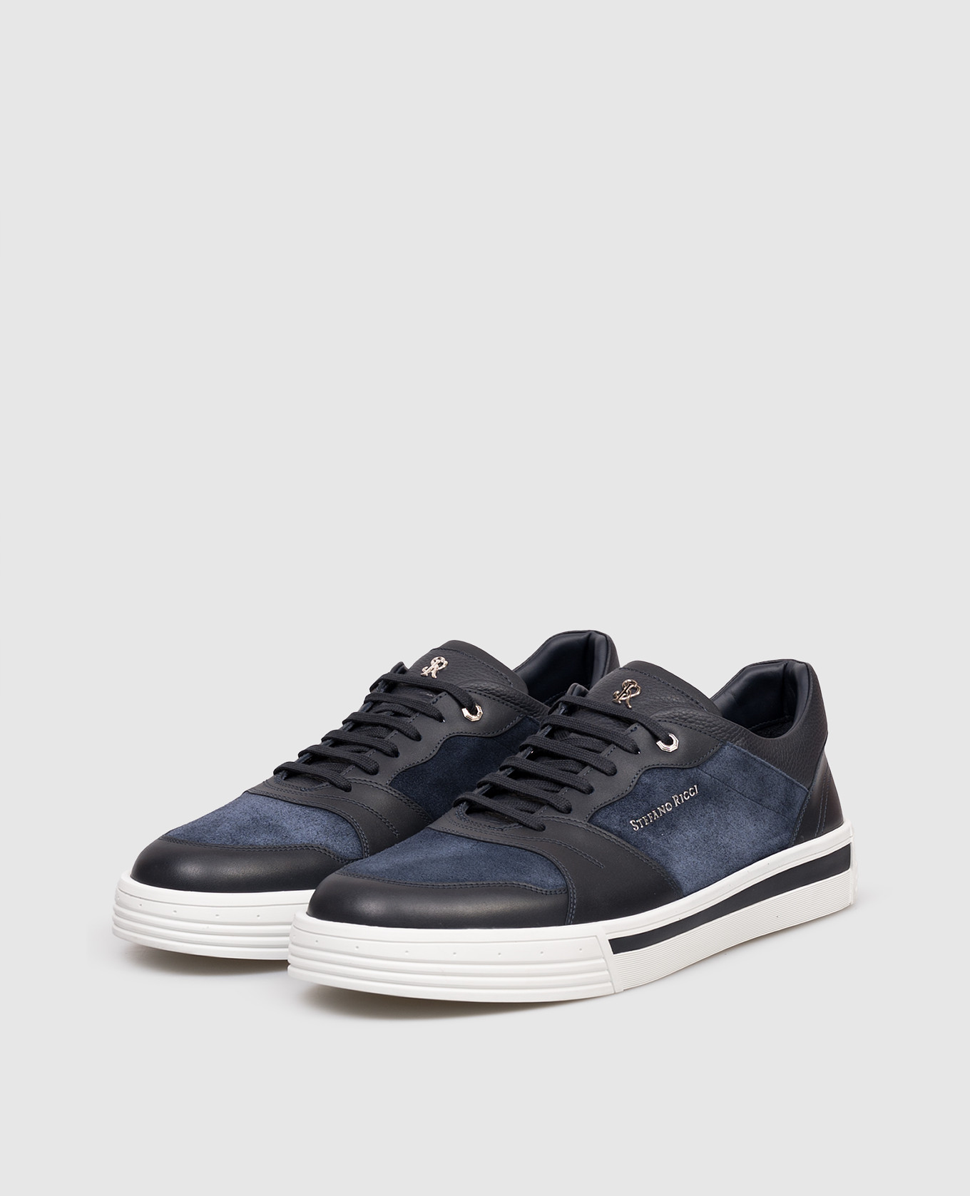 Blue leather sneakers with textured logo Stefano Ricci
Blue leather sneakers with textured logo Stefano Ricci