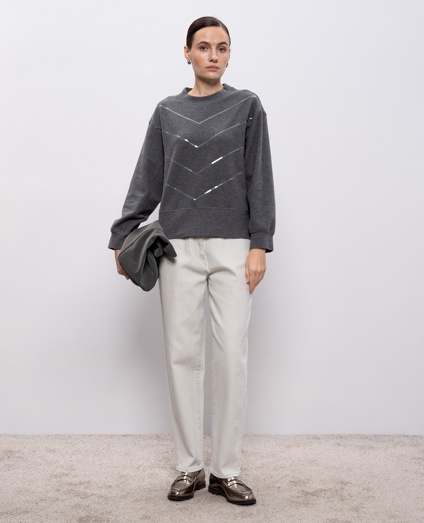 Gray sweatshirt with sequins Peserico, Grey
Gray sweatshirt with sequins Peserico, Grey