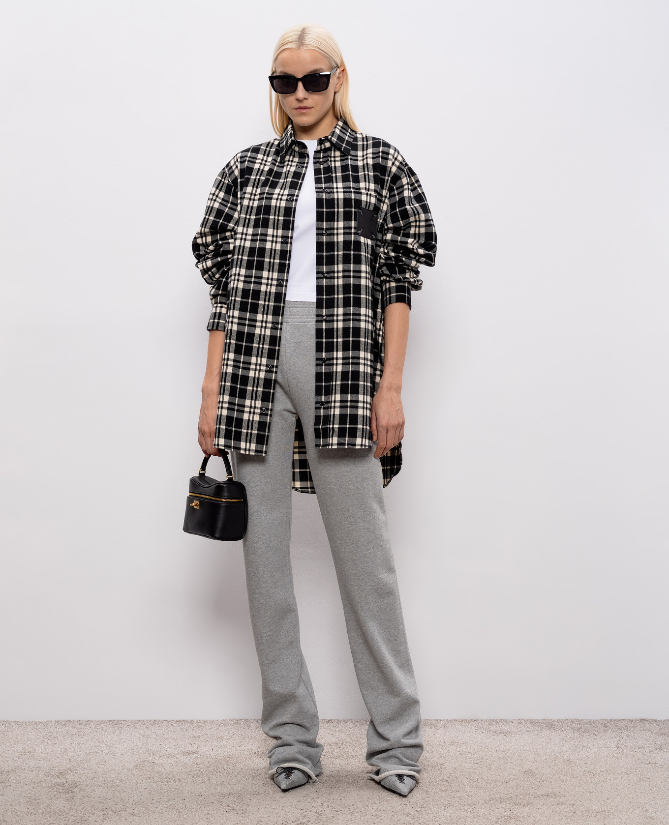 Grey melange sweatpants Vetements
Grey melange sweatpants Vetements
