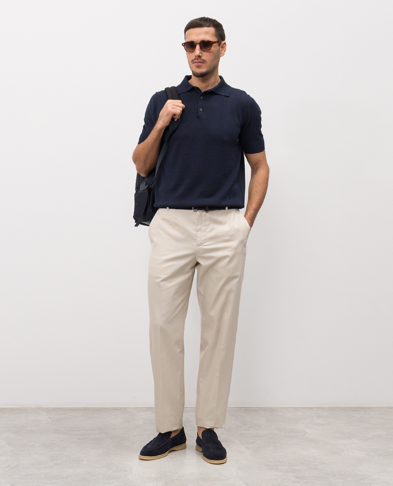 Blue linen and silk polo shirt ISAIA
Blue linen and silk polo shirt ISAIA