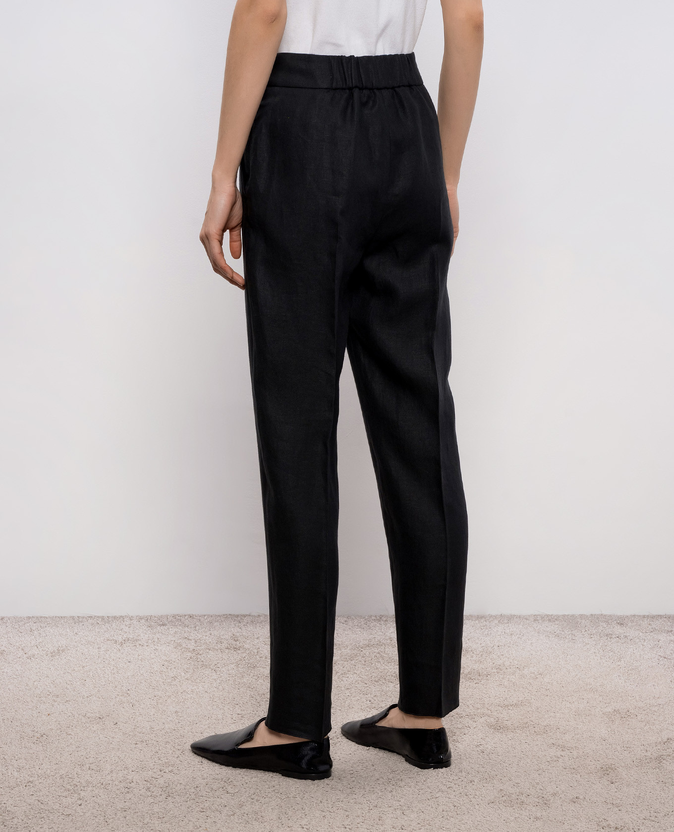 Black linen pants Agnona
Black linen pants Agnona