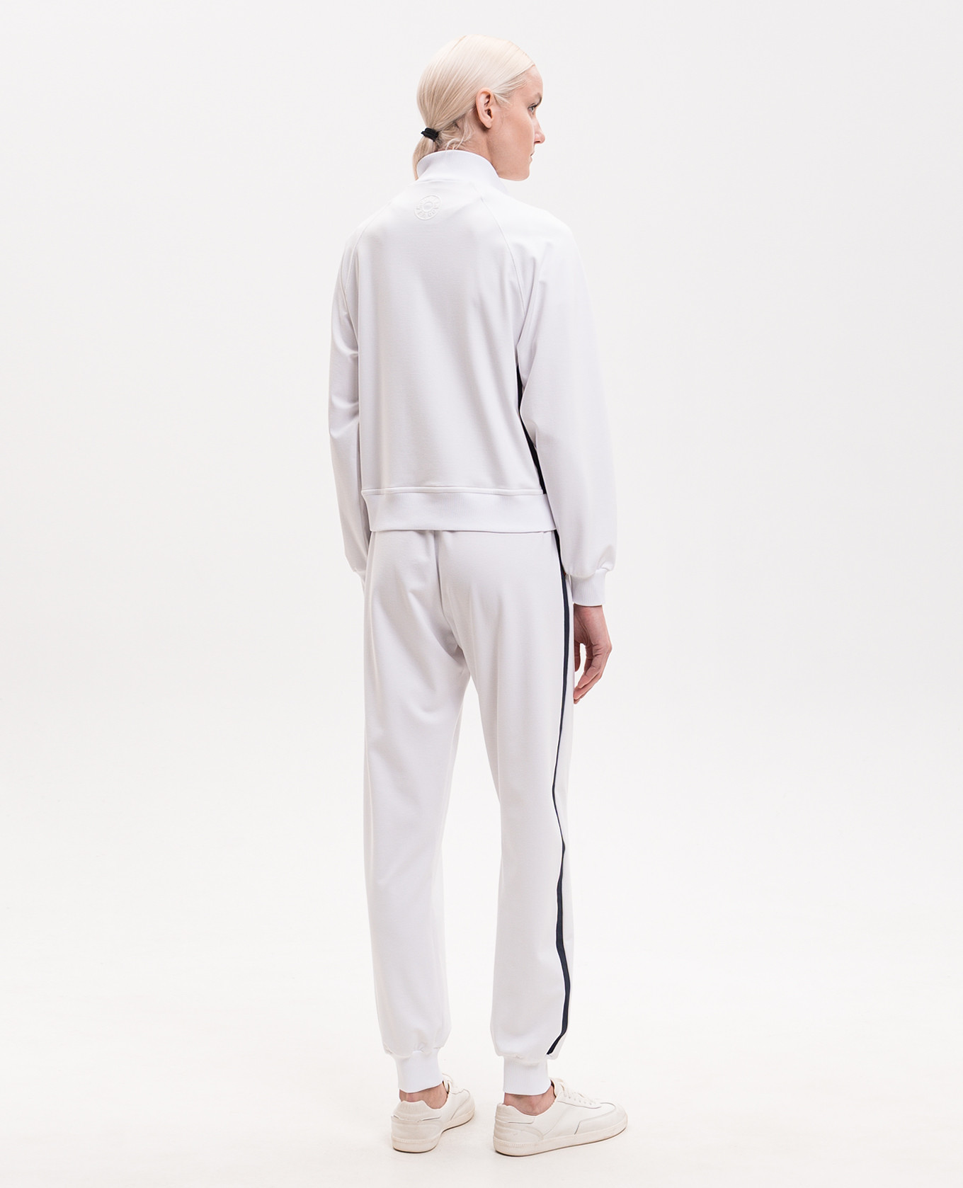 White tracksuit CAMIRAL MooRER
White tracksuit CAMIRAL MooRER