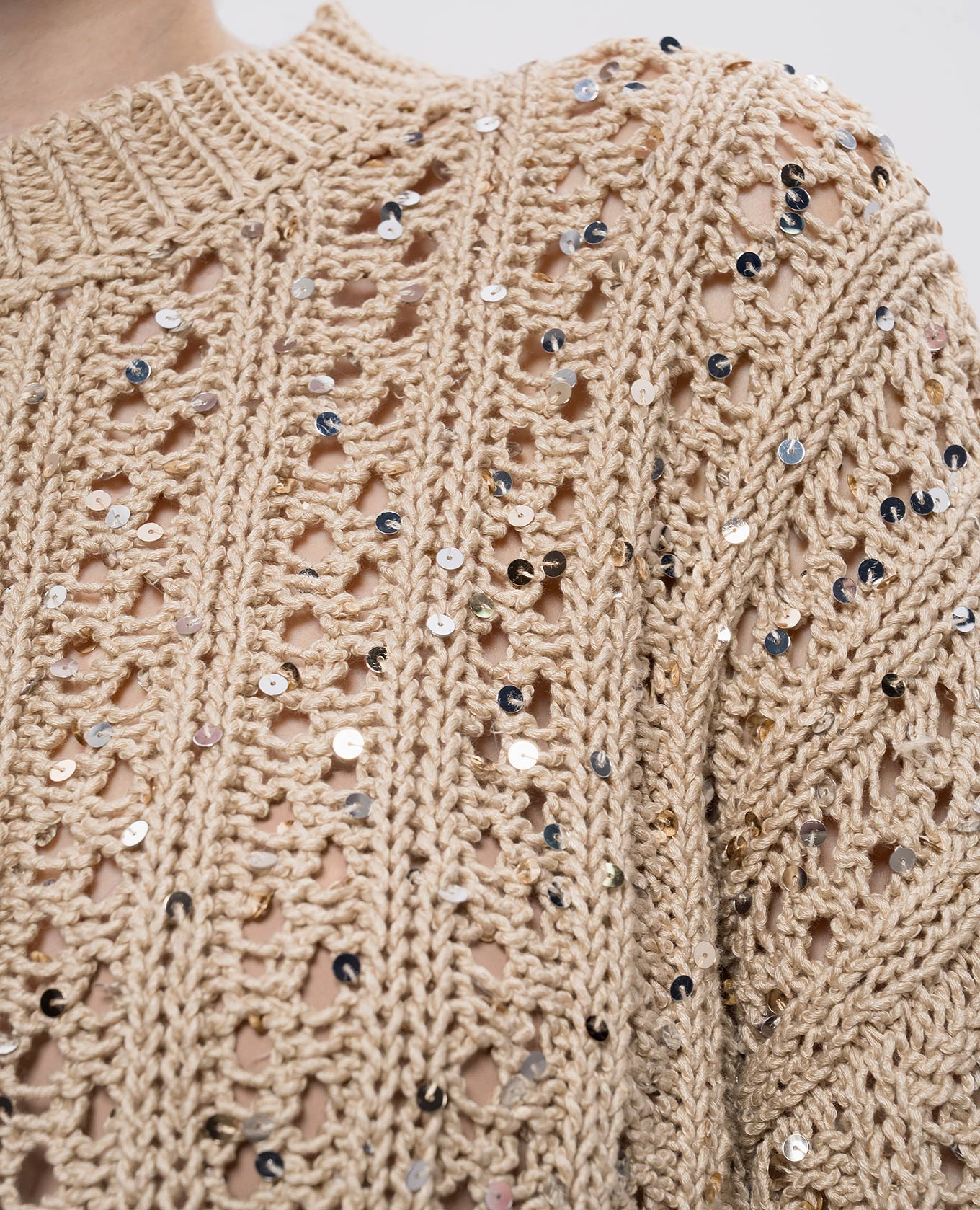 Beige sweater with sequins Peserico
Beige sweater with sequins Peserico