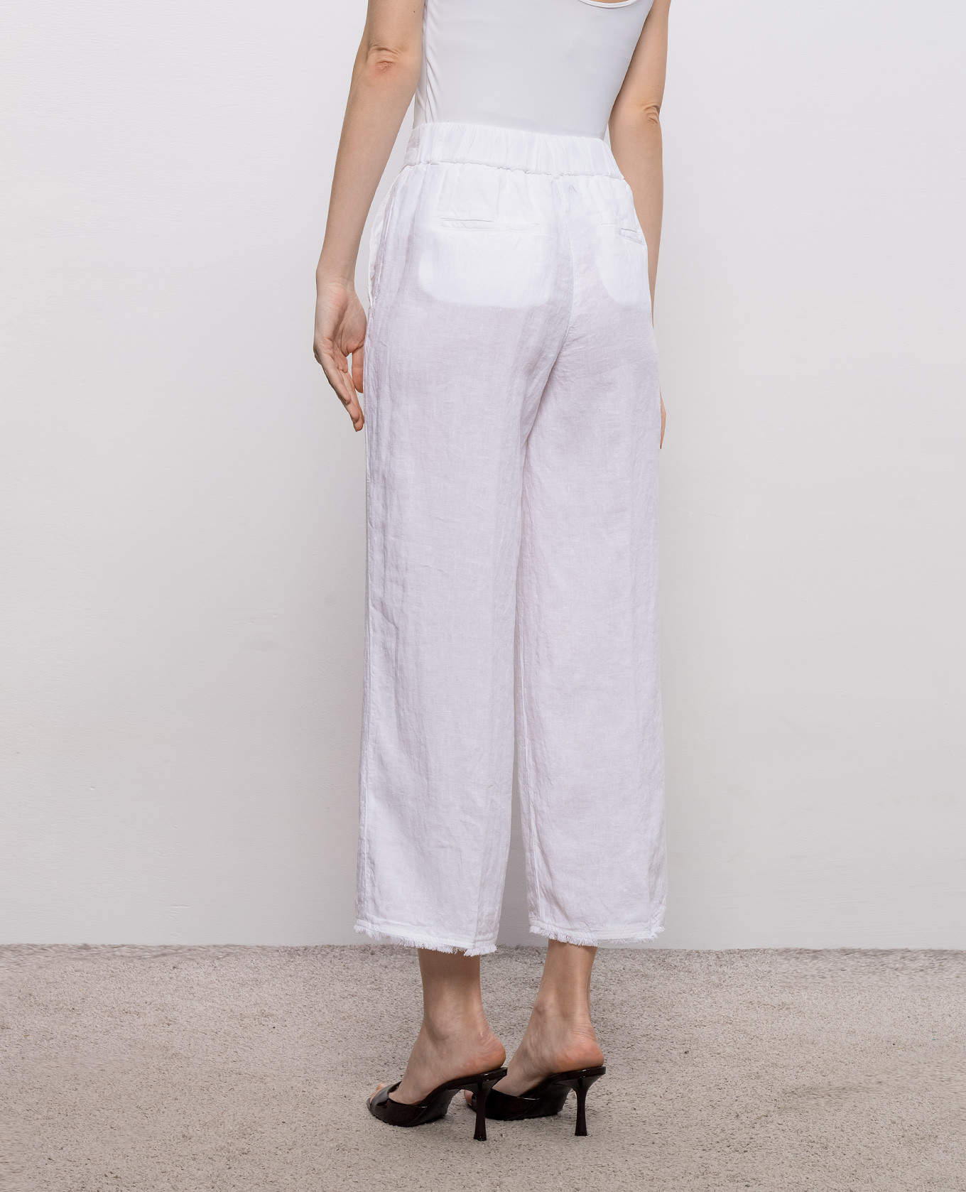 White linen pants Peserico
White linen pants Peserico