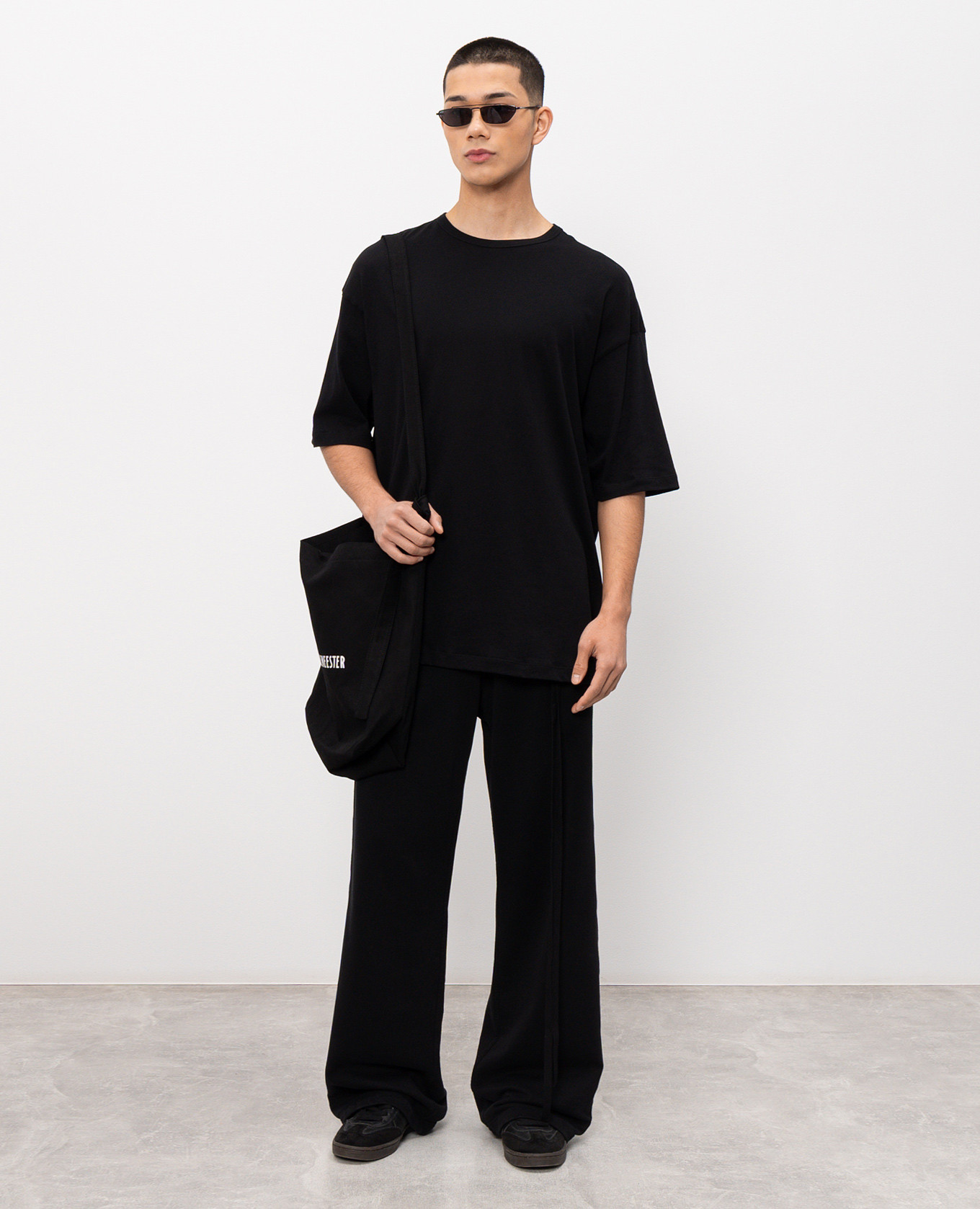The Solitaty One black t-shirt Ann Demeulemeester
The Solitaty One black t-shirt Ann Demeulemeester