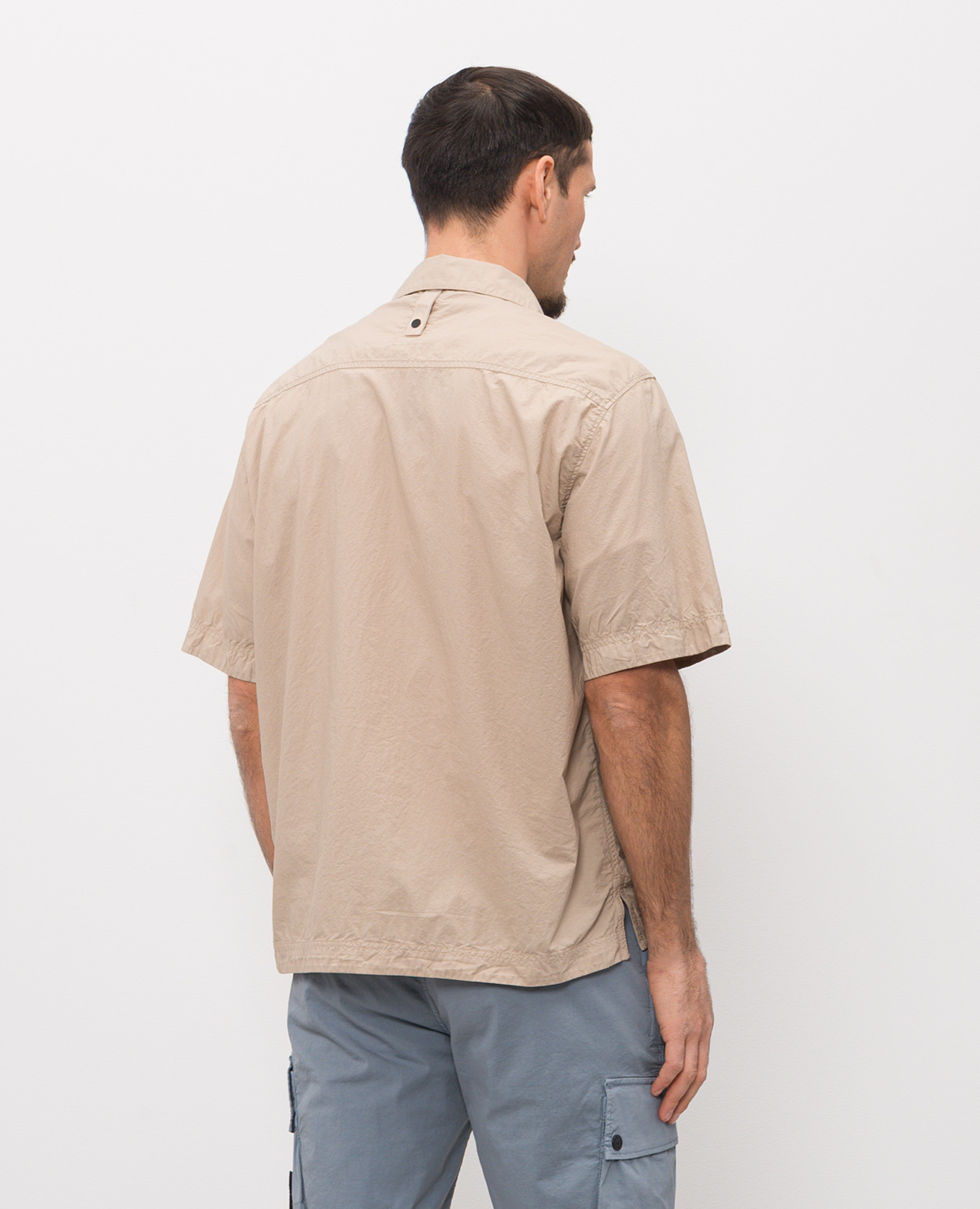Beige straight-cut shirt with logo embroidery Stone Island
Beige straight-cut shirt with logo embroidery Stone Island