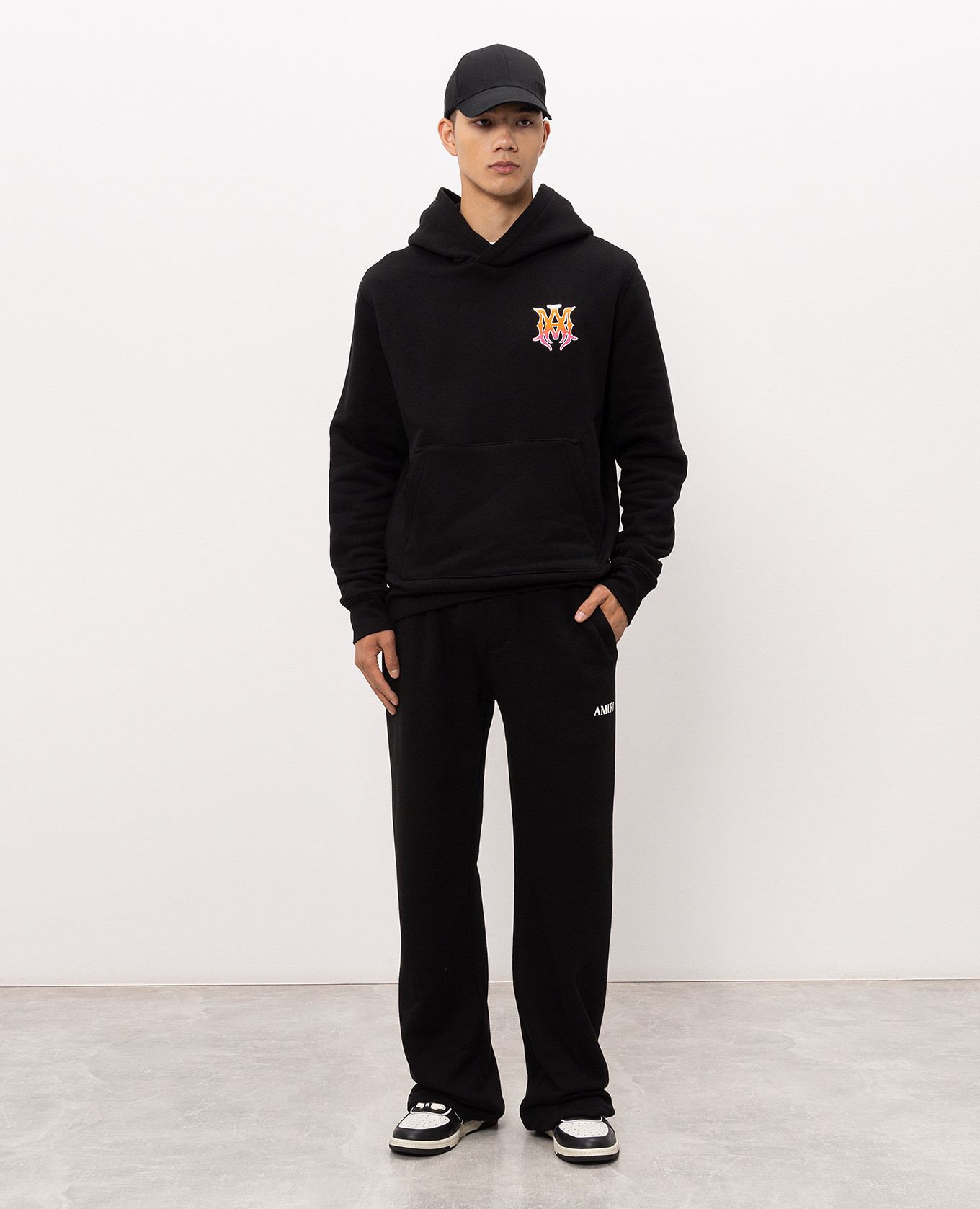 White Bones Stacked T-shirt AMIRI
White Bones Stacked T-shirt AMIRI