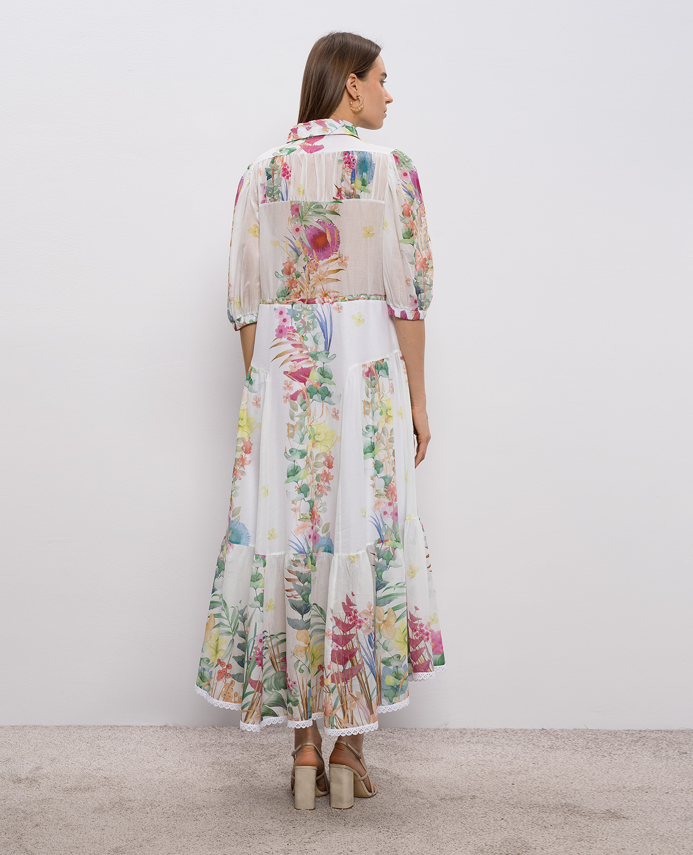 Lotus floral print maxi dress Charo Ruiz, White
Lotus floral print maxi dress Charo Ruiz, White