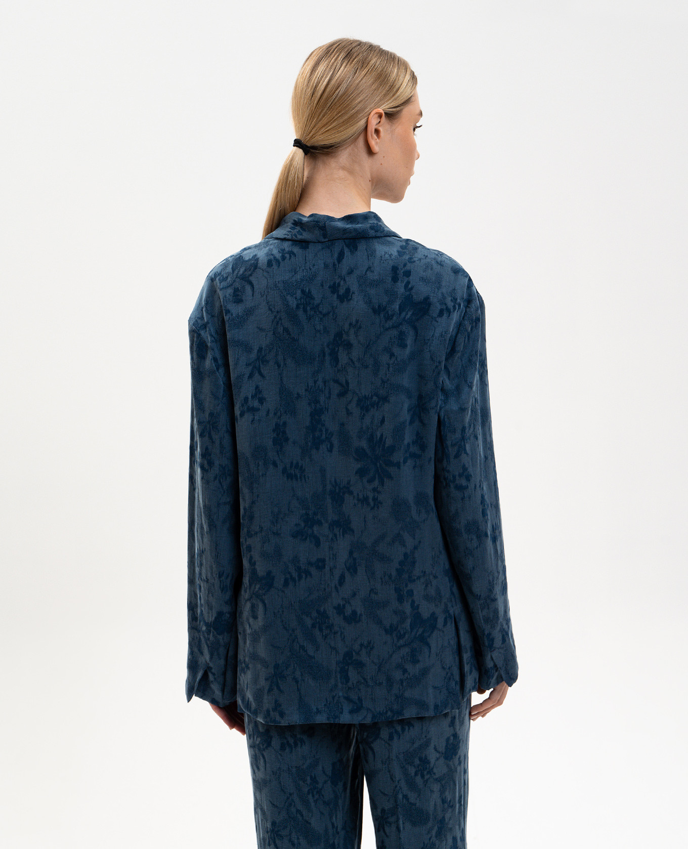 PICEA blue patterned jacket Momoni
PICEA blue patterned jacket Momoni