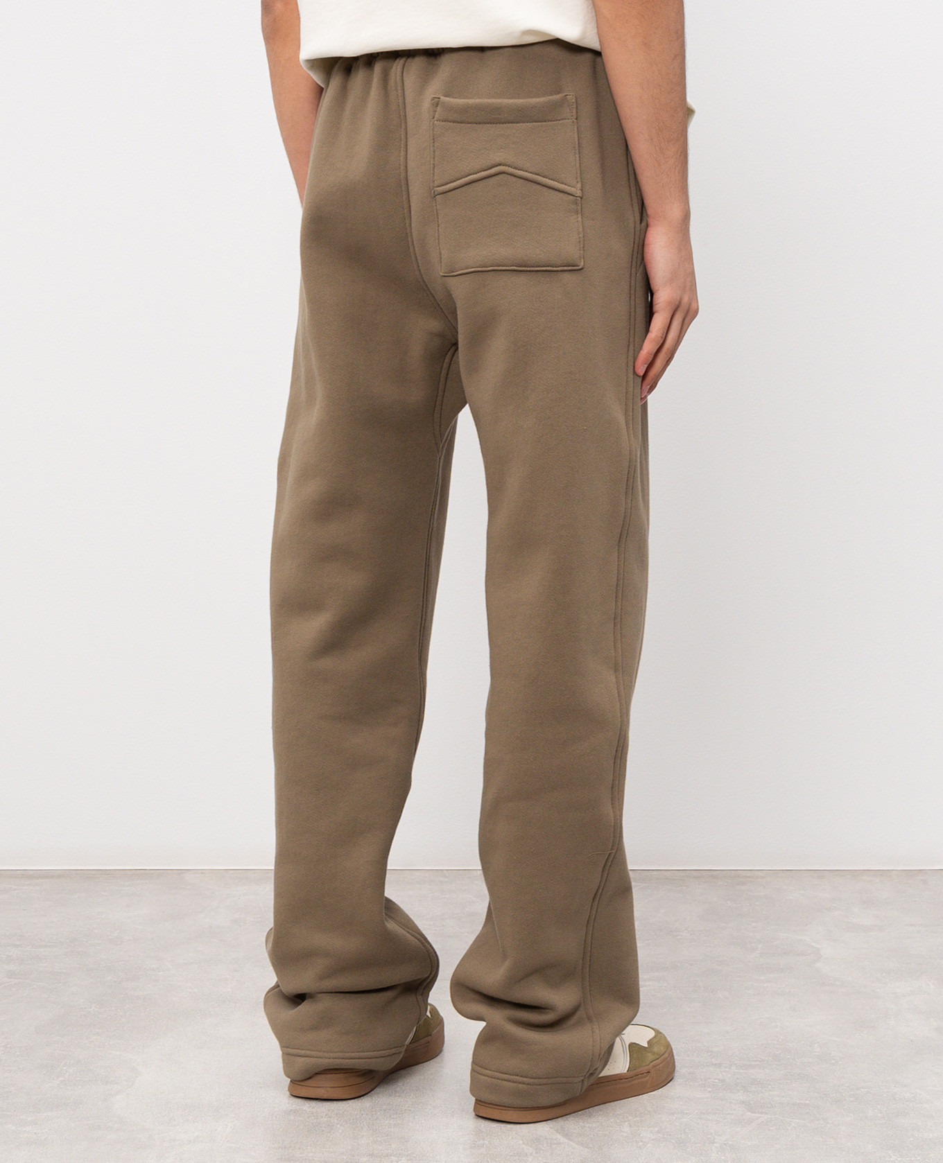 Khaki insulated track pants with logo embroidery Rhude
Khaki insulated track pants with logo embroidery Rhude
