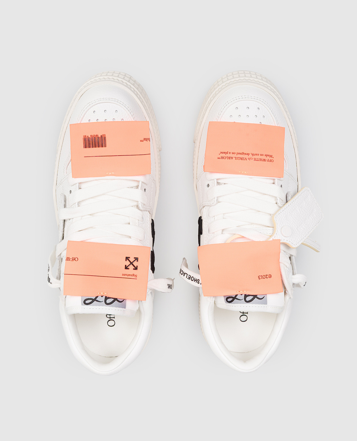 Beige OW Be Right Back logo combination sneakers Off-White
Beige OW Be Right Back logo combination sneakers Off-White