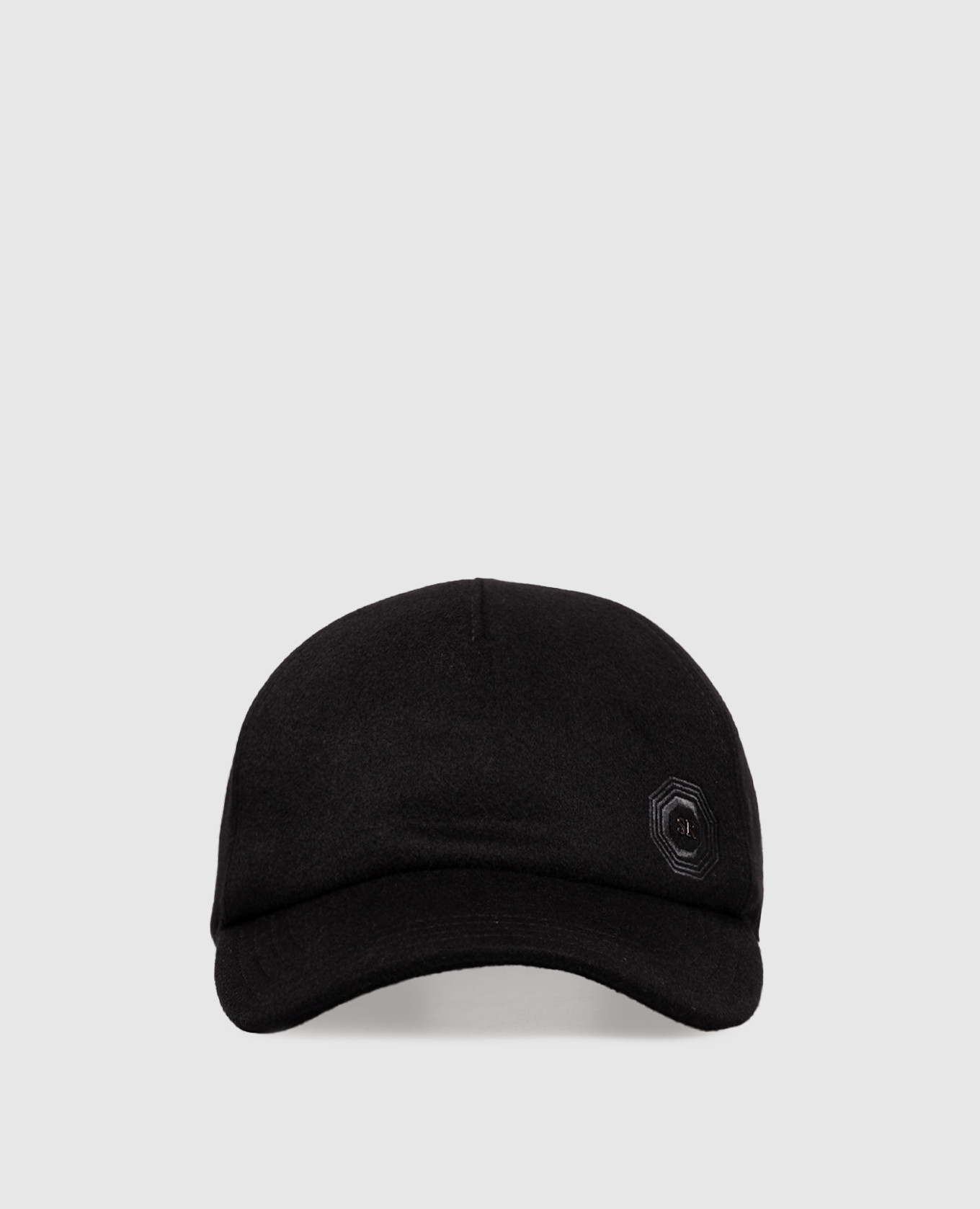 Black cashmere cap with logo Stefano Ricci
Black cashmere cap with logo Stefano Ricci