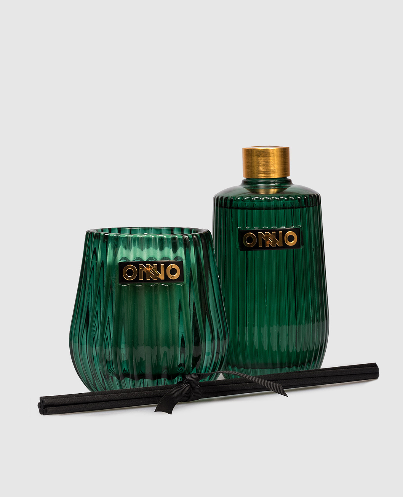 Eclectic Sage Candle and Diffuser Set 375 ml Onno, Green
Eclectic Sage Candle and Diffuser Set 375 ml Onno, Green