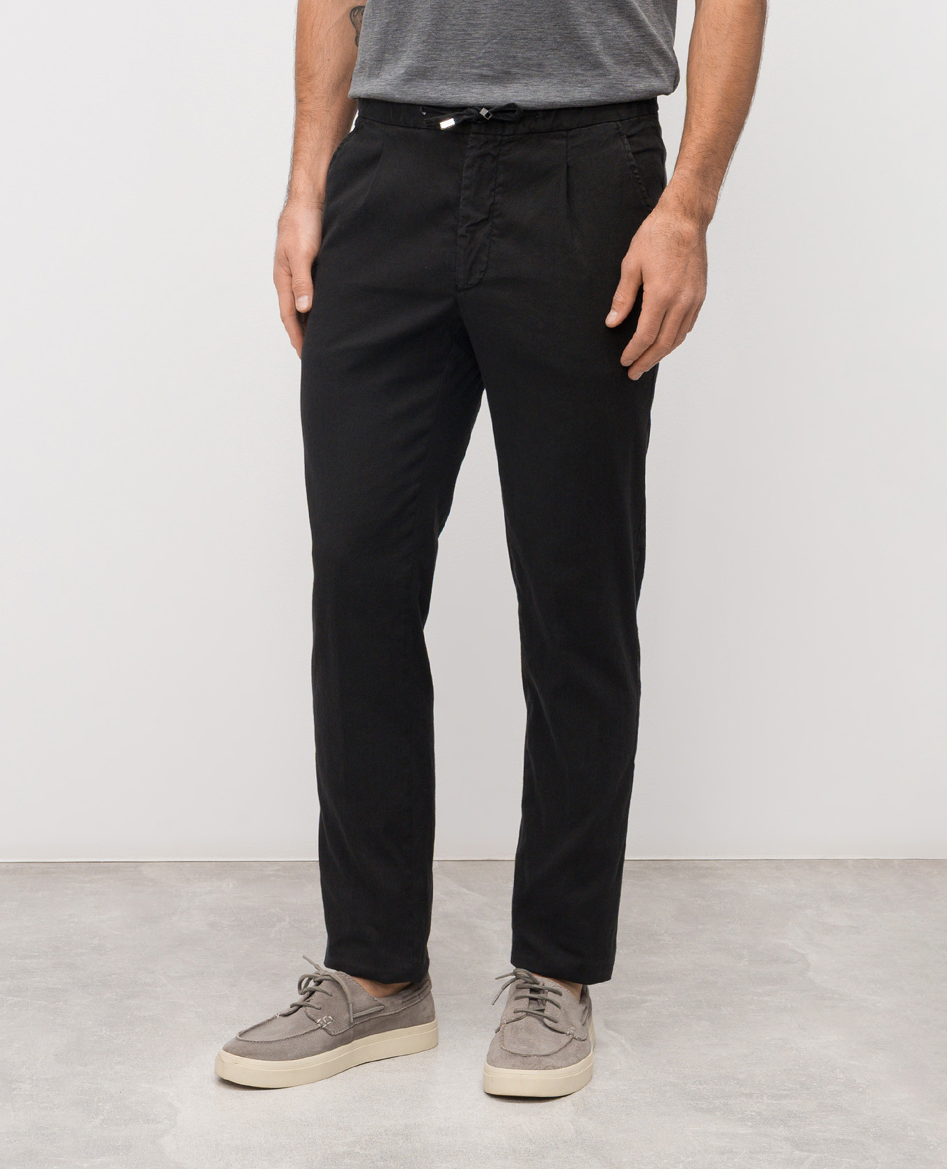 Black linen pants Enrico Mandelli
Black linen pants Enrico Mandelli