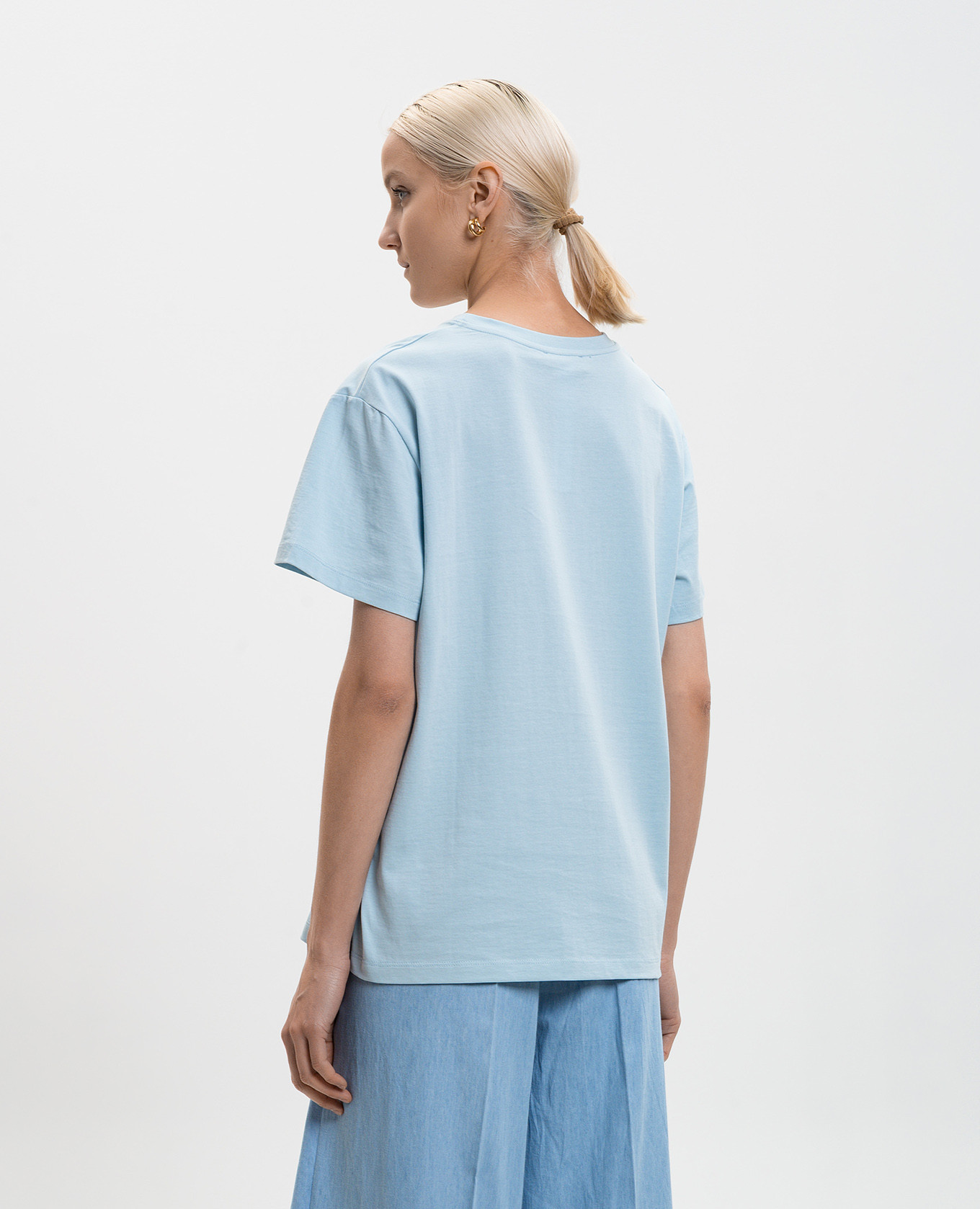 Blue T-shirt with textured logo Twinset, Light blue
Blue T-shirt with textured logo Twinset, Light blue