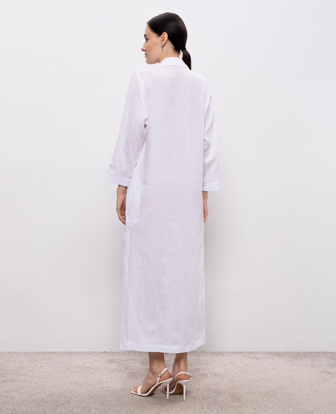White linen shirt dress Peserico
White linen shirt dress Peserico