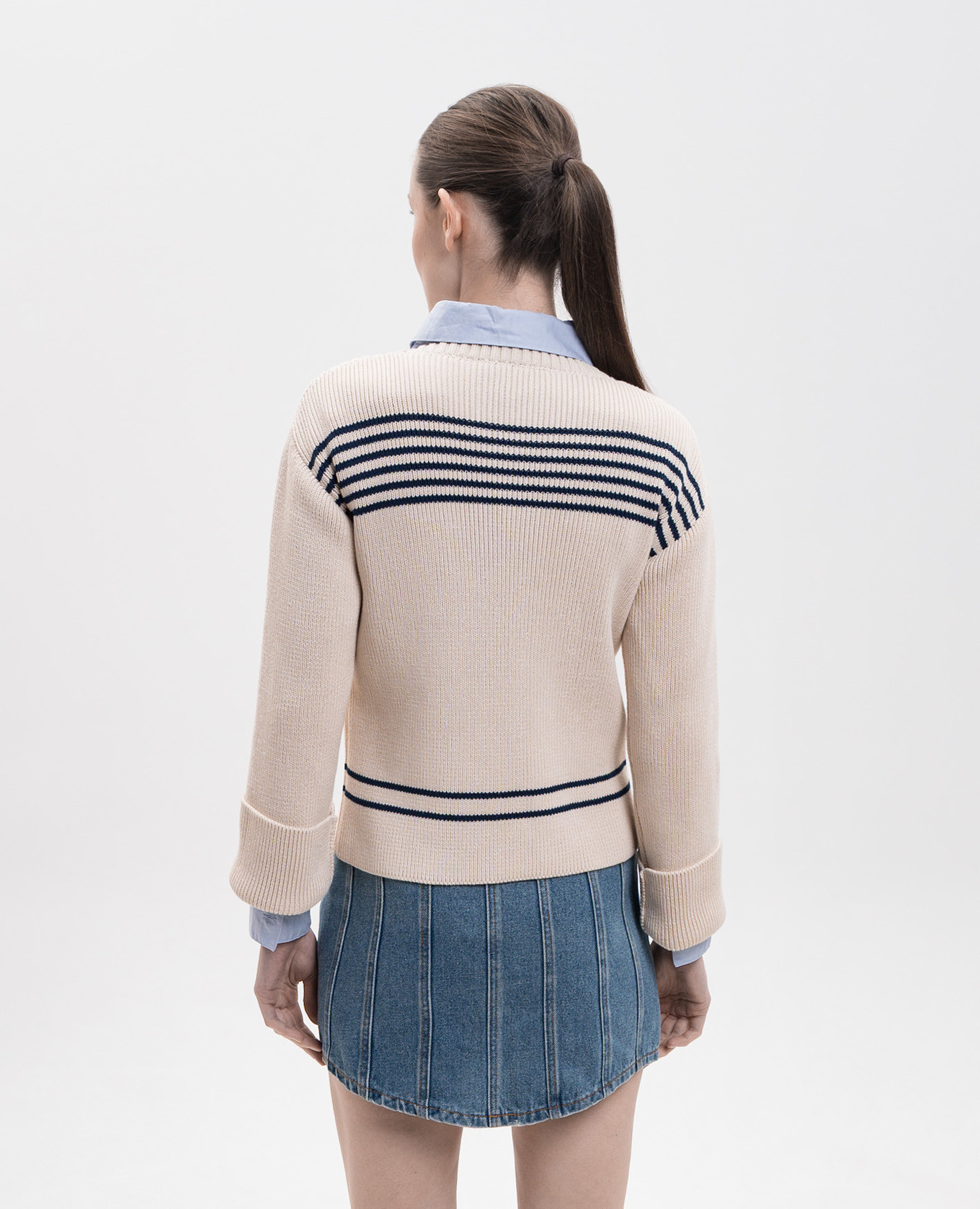 Beige sweater with logo pattern Balenciaga
Beige sweater with logo pattern Balenciaga