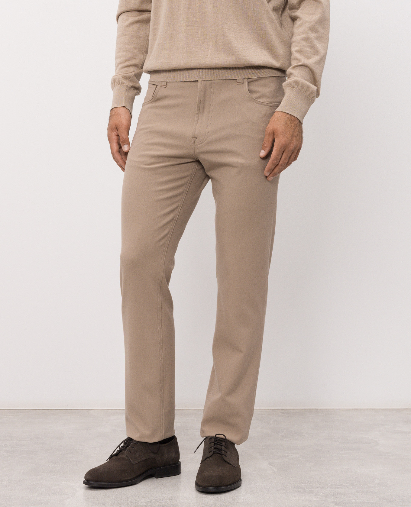 Beige pants with a patch Stefano Ricci
Beige pants with a patch Stefano Ricci