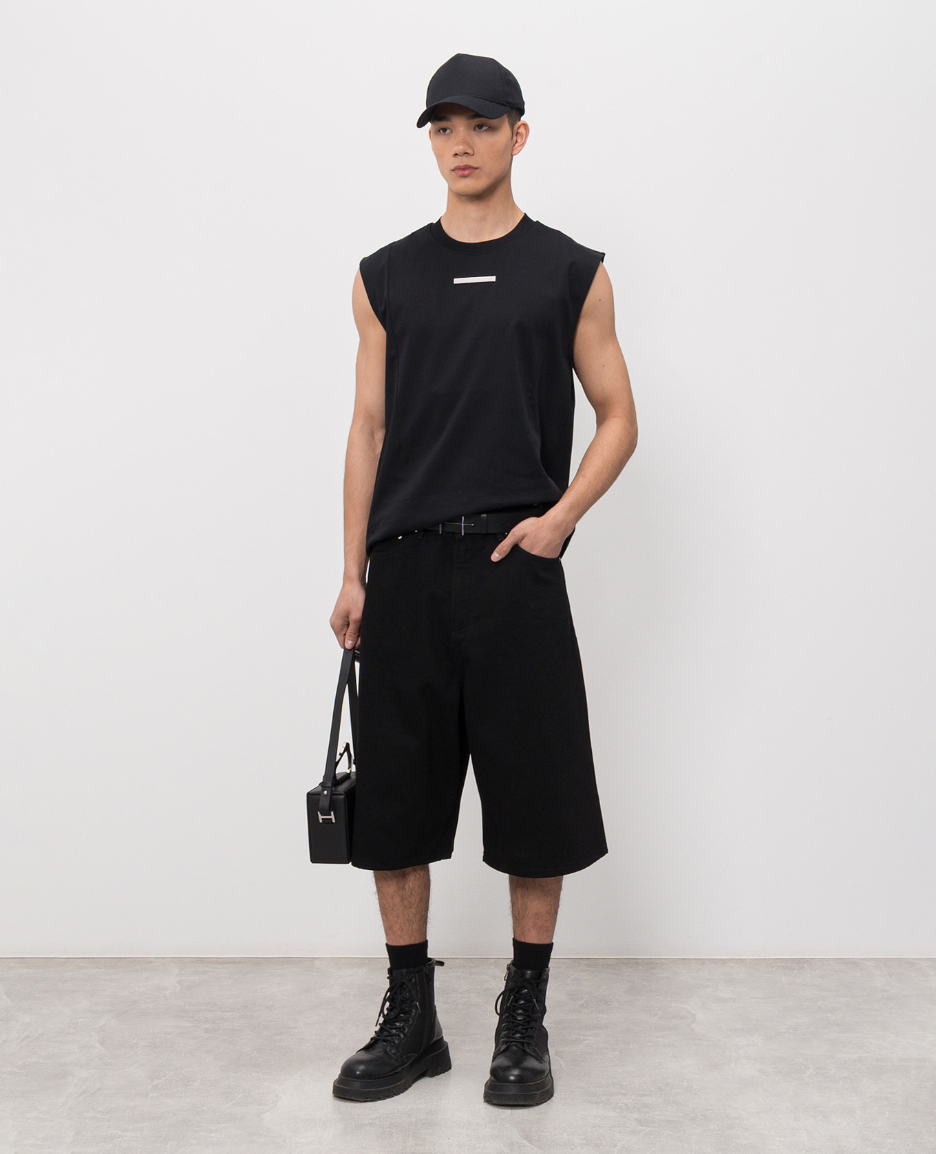 ASTRAPE black tank top Heliot Emil
ASTRAPE black tank top Heliot Emil