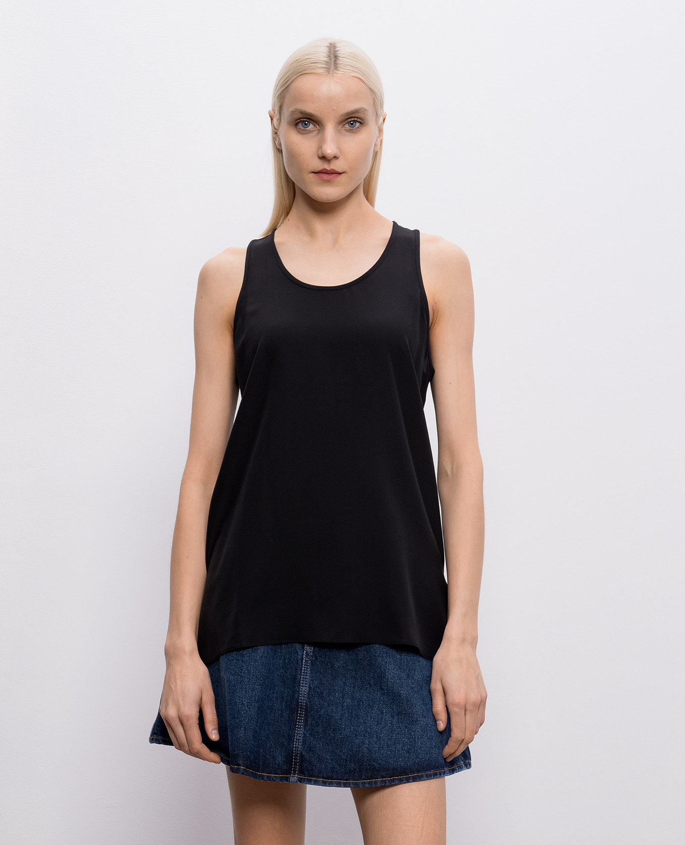 Black silk top Brunello Cucinelli
Black silk top Brunello Cucinelli