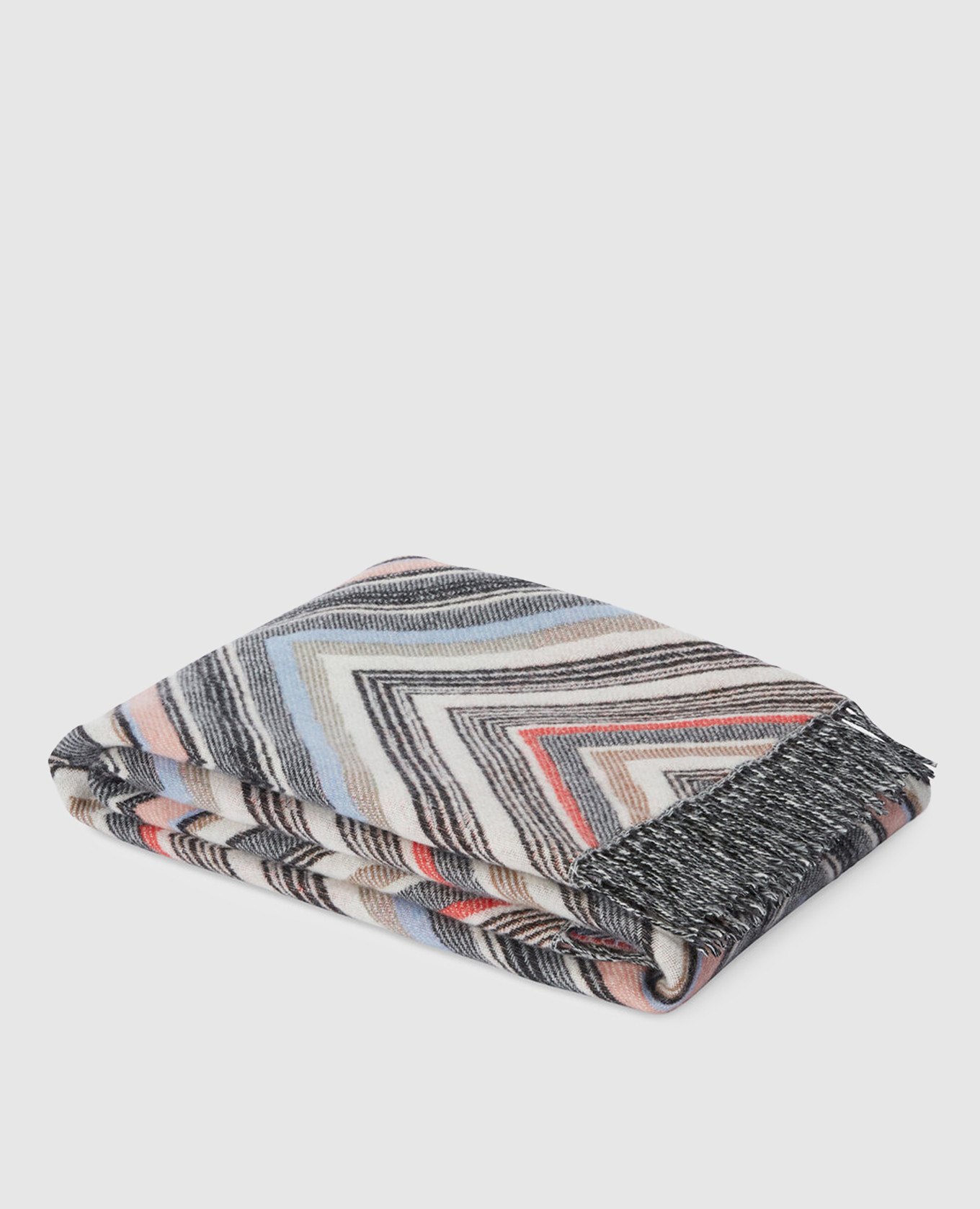 Chevron plaid with wool in a fringe pattern Missoni Home, White
Chevron plaid with wool in a fringe pattern Missoni Home, White