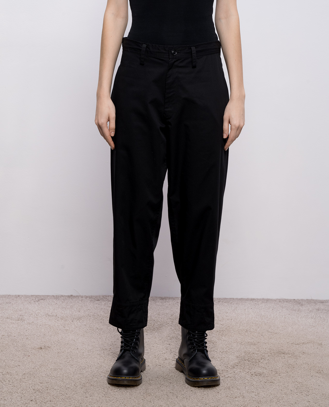 Black pants Y`S Yamamoto
Black pants Y`S Yamamoto