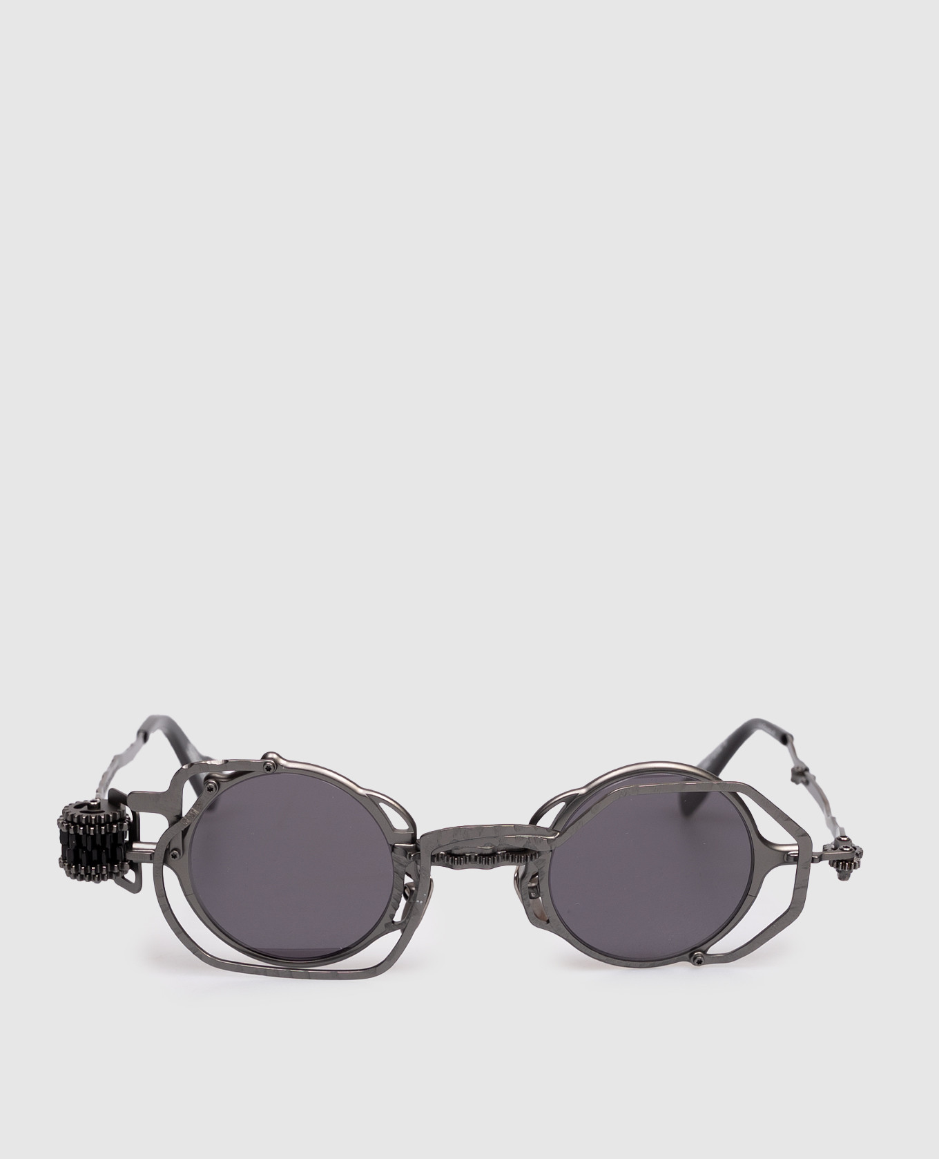 Black sunglasses Z50 Kuboraum
Black sunglasses Z50 Kuboraum