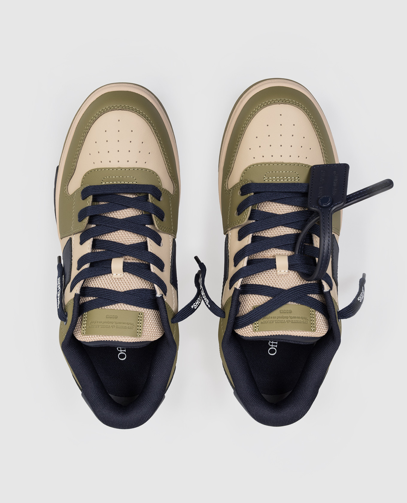 Out Of Office khaki children's sneakers Off-White
Out Of Office khaki children's sneakers Off-White