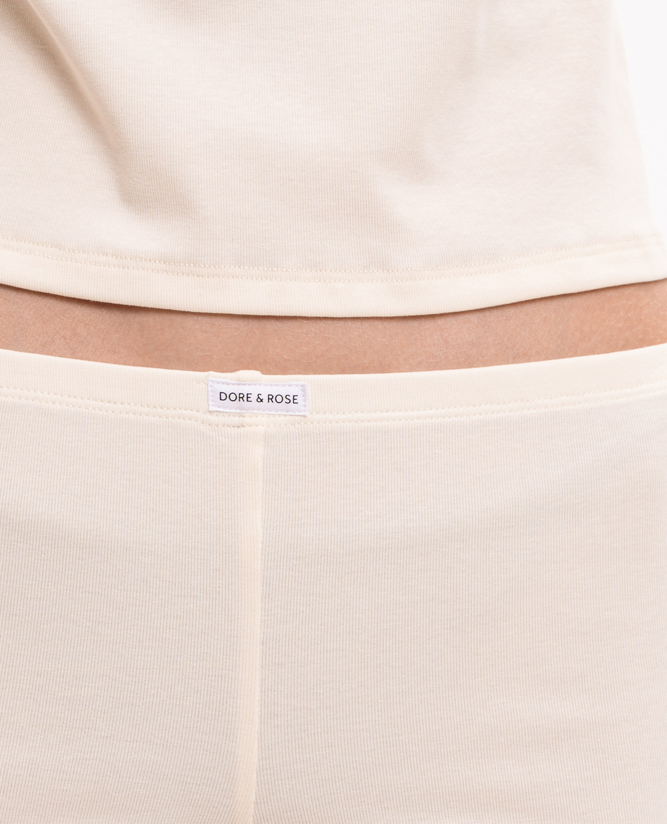 Yellow pajamas with logo patch Dore & Rose
Yellow pajamas with logo patch Dore & Rose