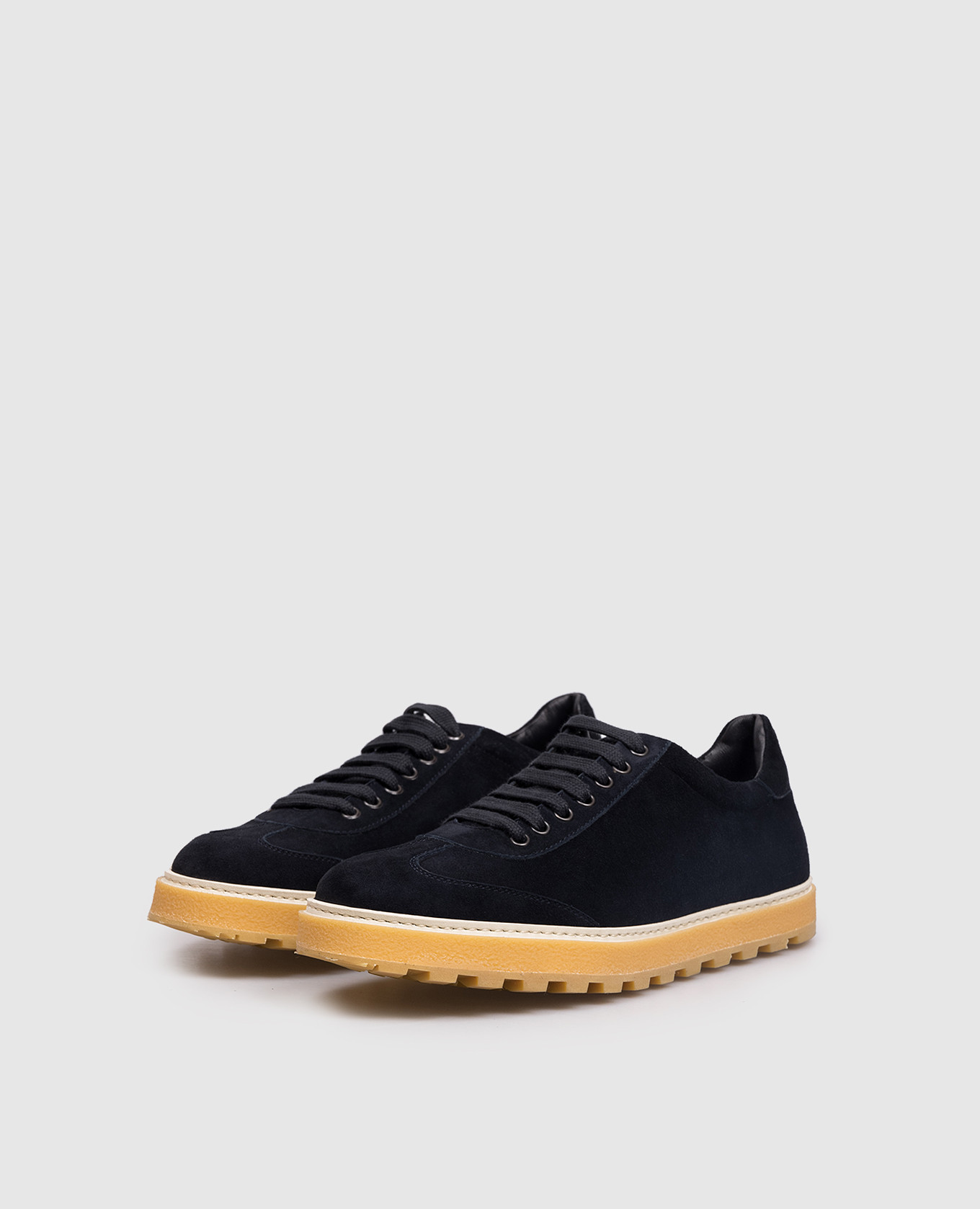 Blue suede sneakers ISAIA
Blue suede sneakers ISAIA