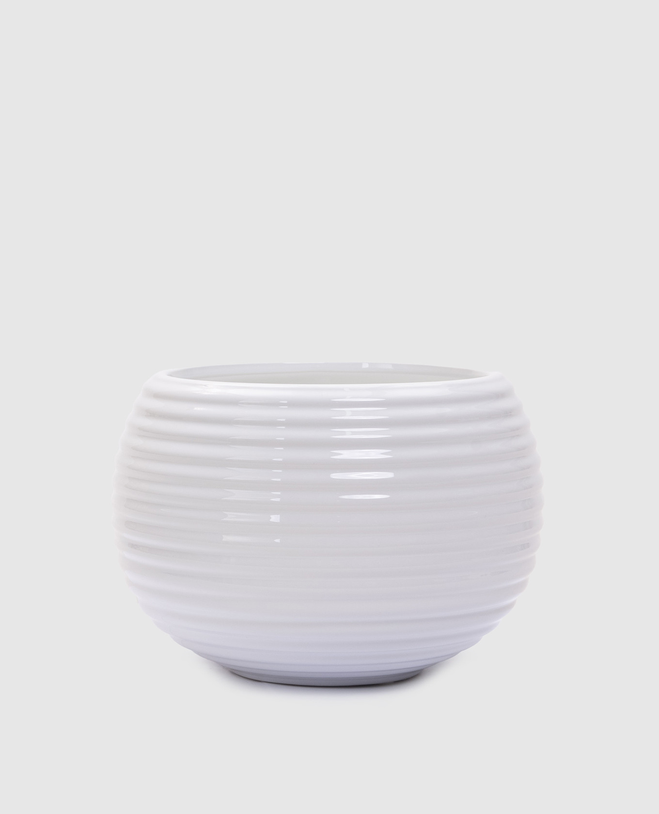 White planter Palais Royal
White planter Palais Royal