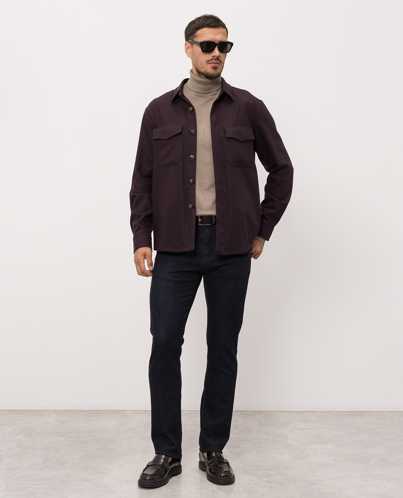 Blue jeans with logo patch Canali
Blue jeans with logo patch Canali