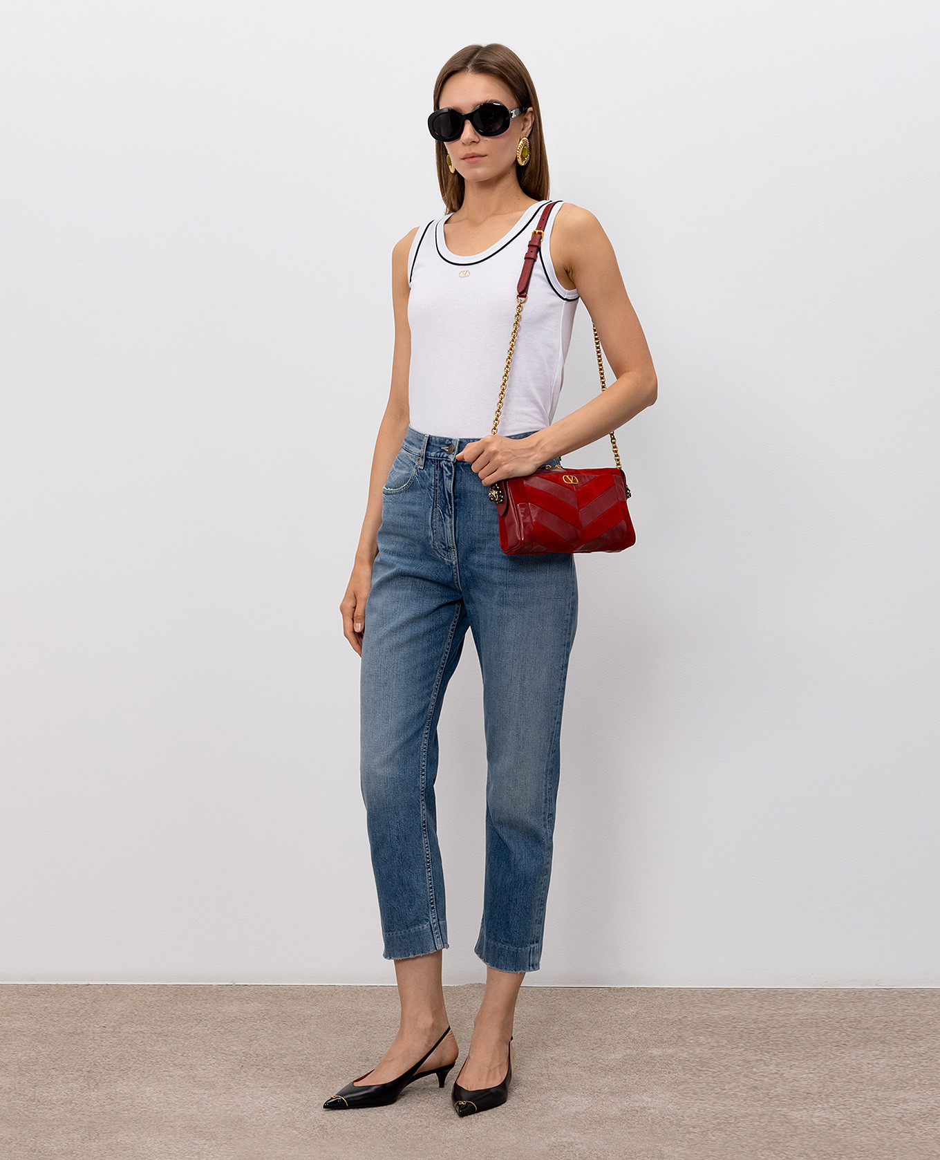 White T-shirt with emblem Valentino
White T-shirt with emblem Valentino